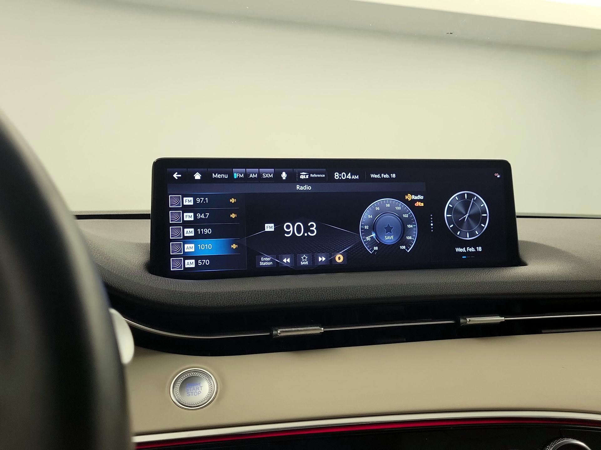 Thumbnail: 2022 Genesis GV70 - 14