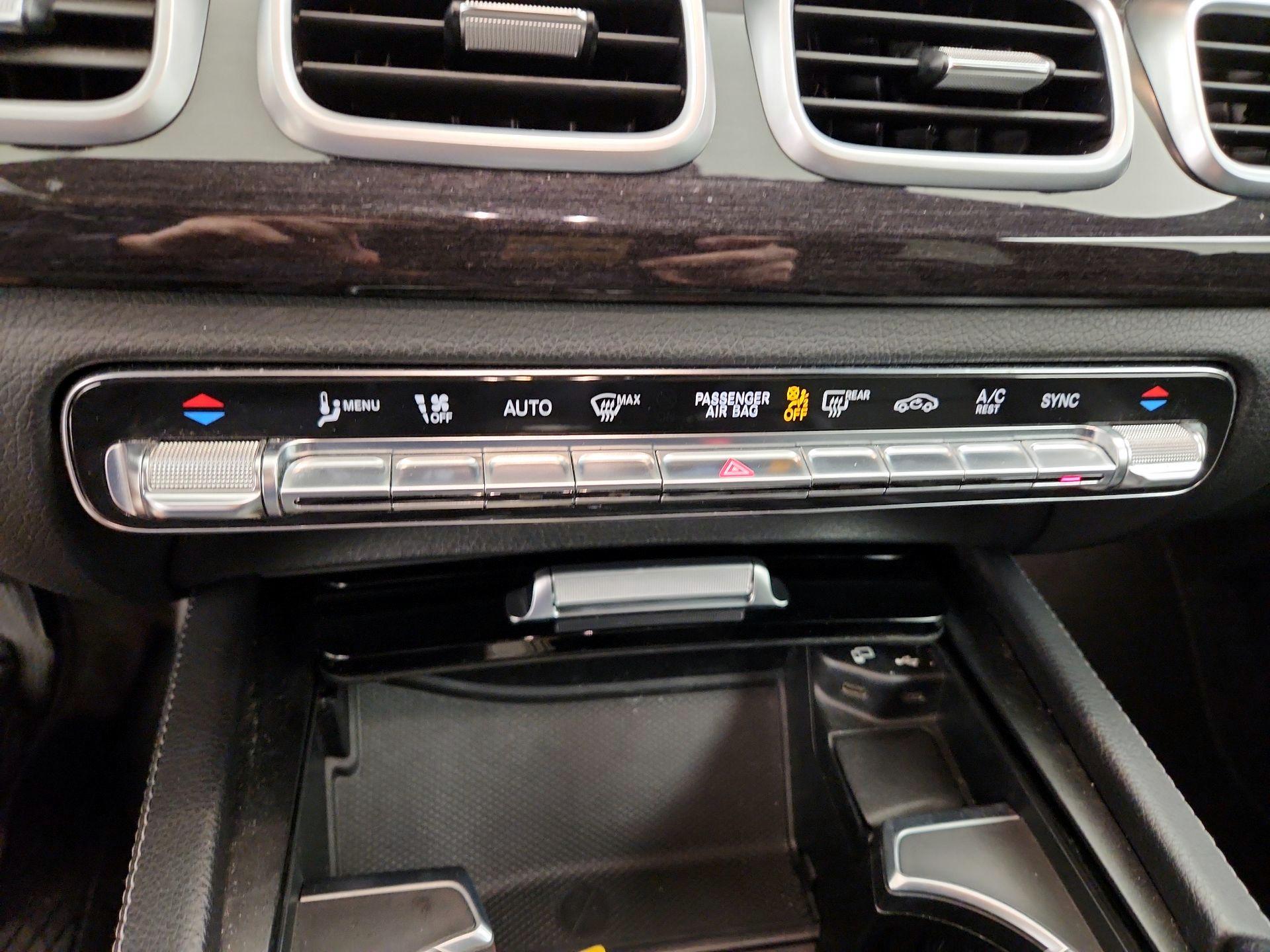 Thumbnail: 2020 Mercedes-Benz GLE - 17