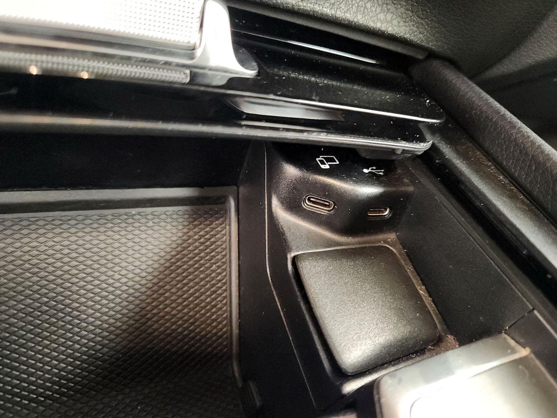 Thumbnail: 2022 Mercedes-Benz GLS - 17