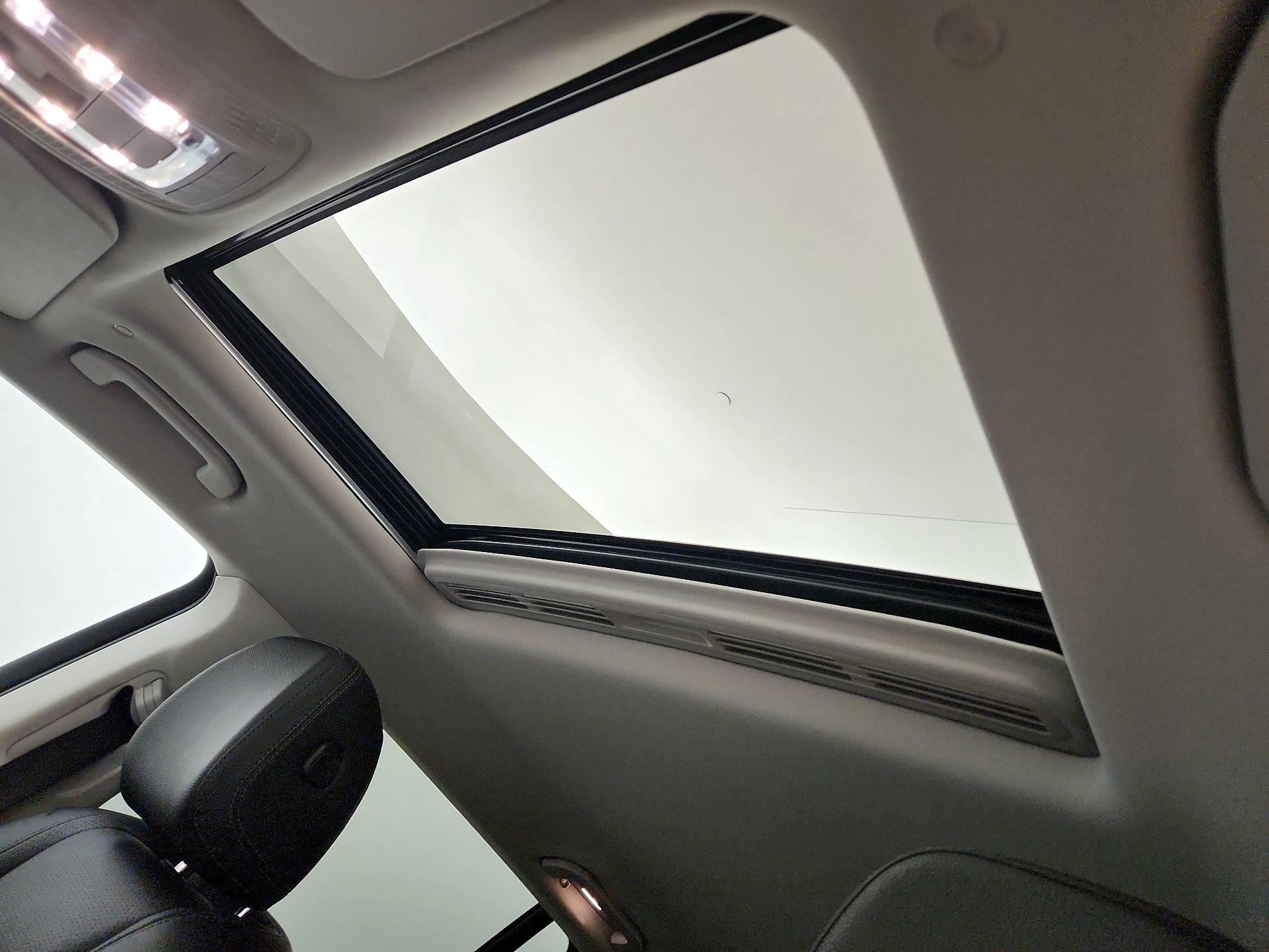 Thumbnail: 2022 Mercedes-Benz GLS - 18