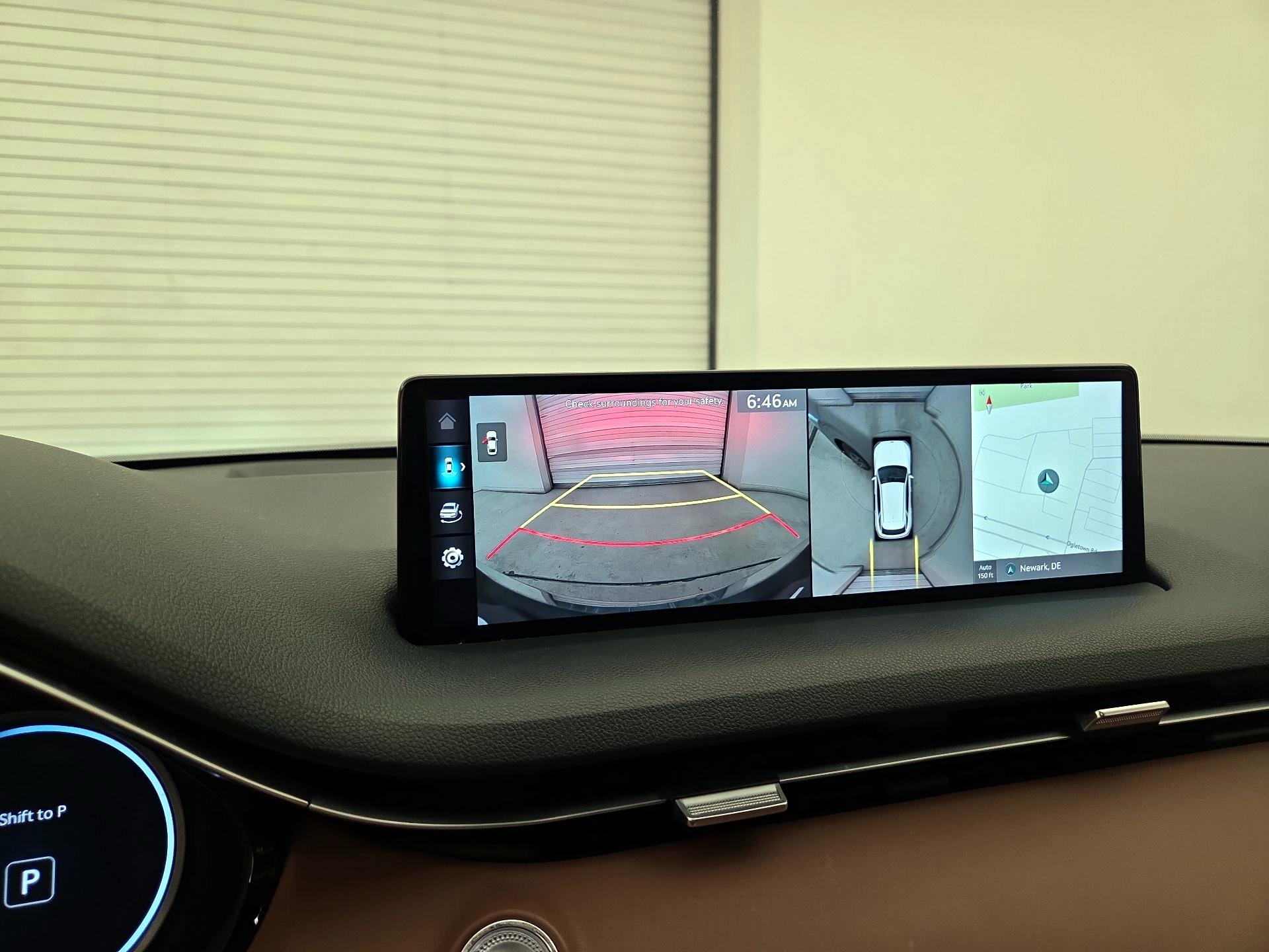 Thumbnail: 2023 Genesis GV70 - 13