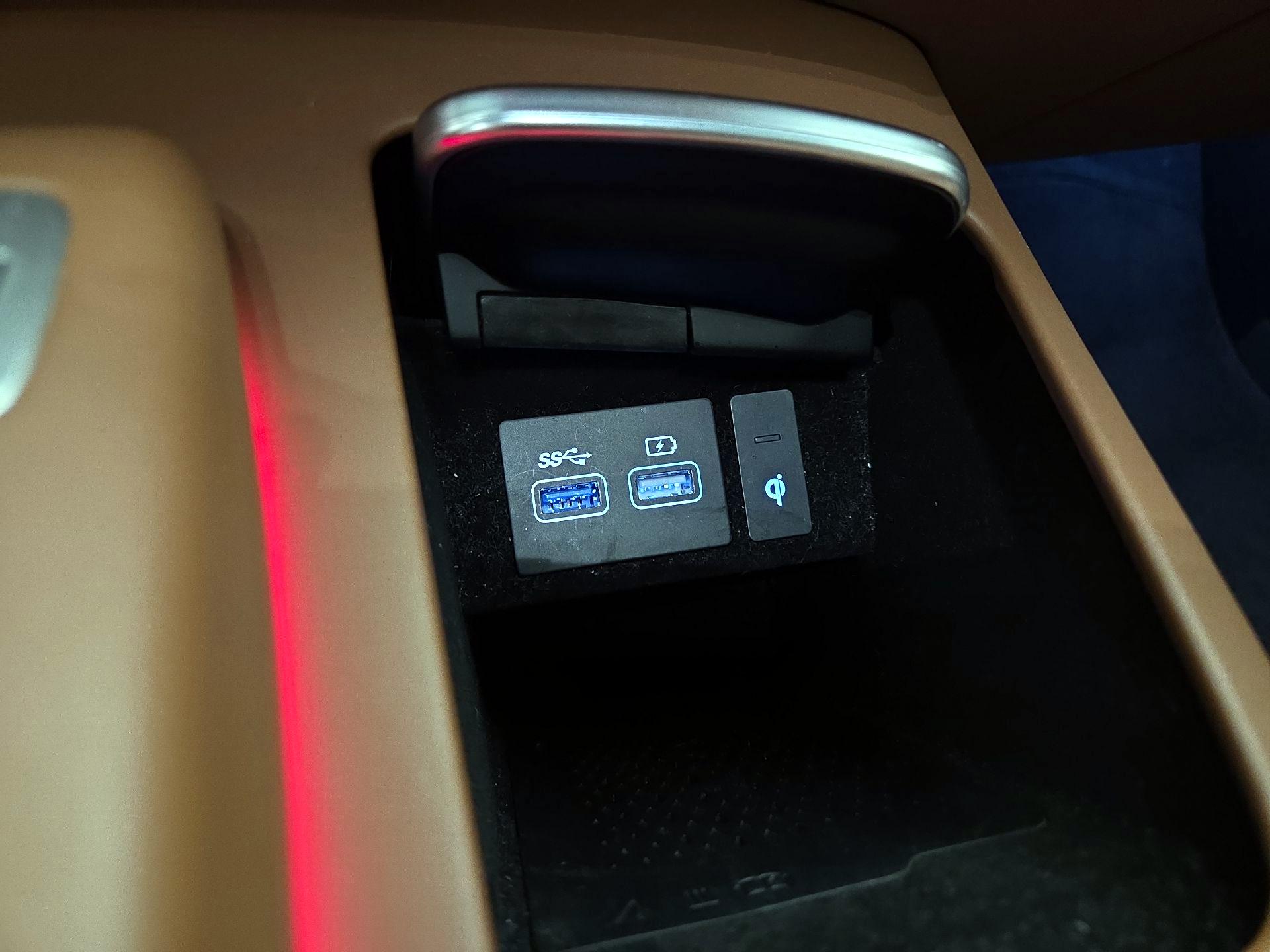 Thumbnail: 2023 Genesis GV70 - 17