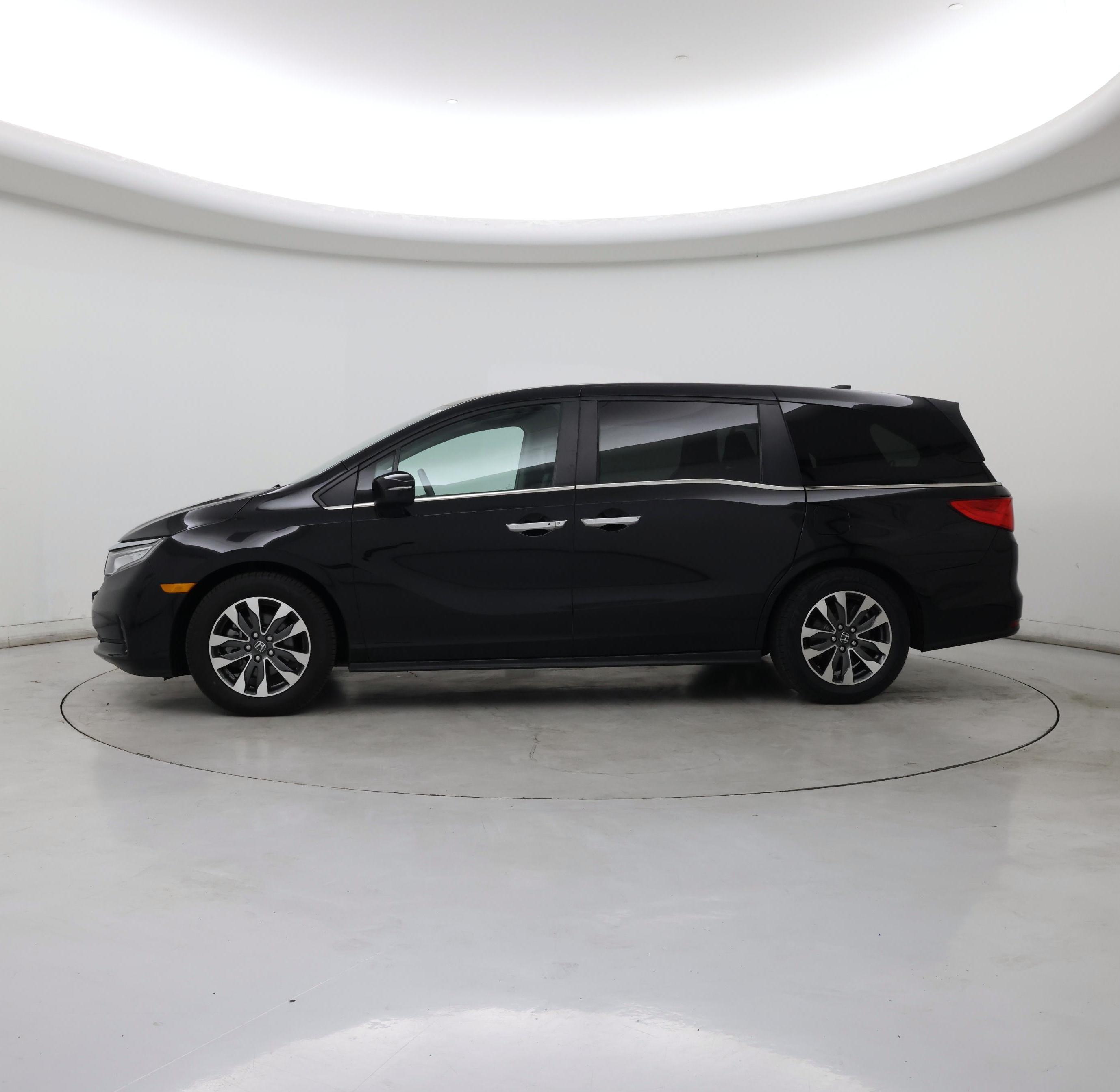 Thumbnail: 2023 Honda Odyssey - 3