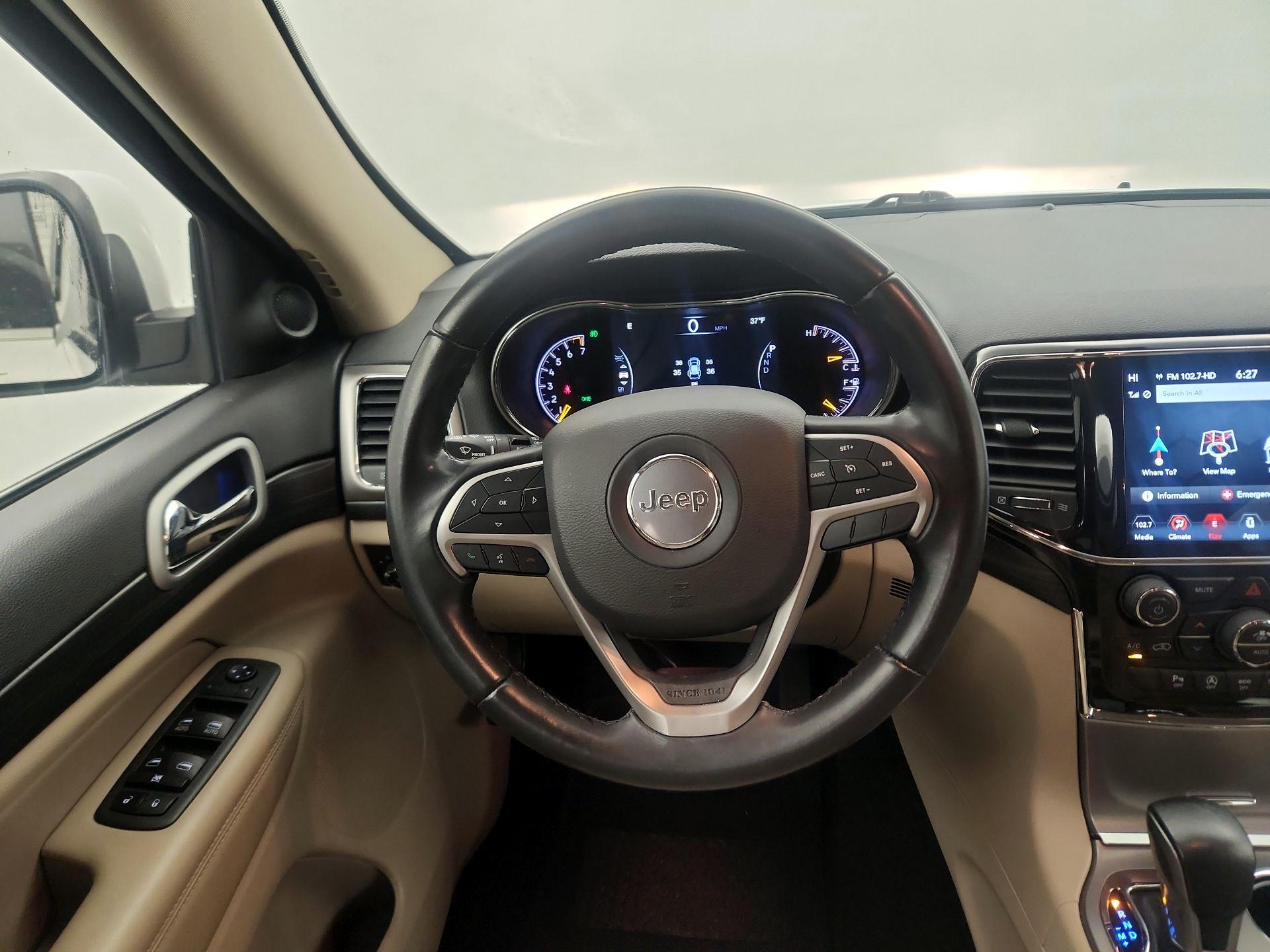 Thumbnail: 2022 Jeep Grand Cherokee - 10