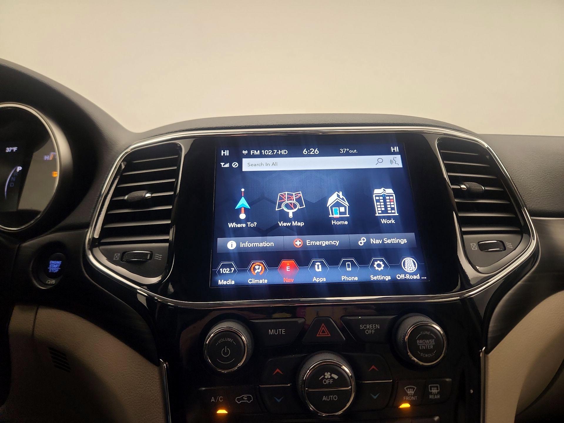 Thumbnail: 2022 Jeep Grand Cherokee - 14