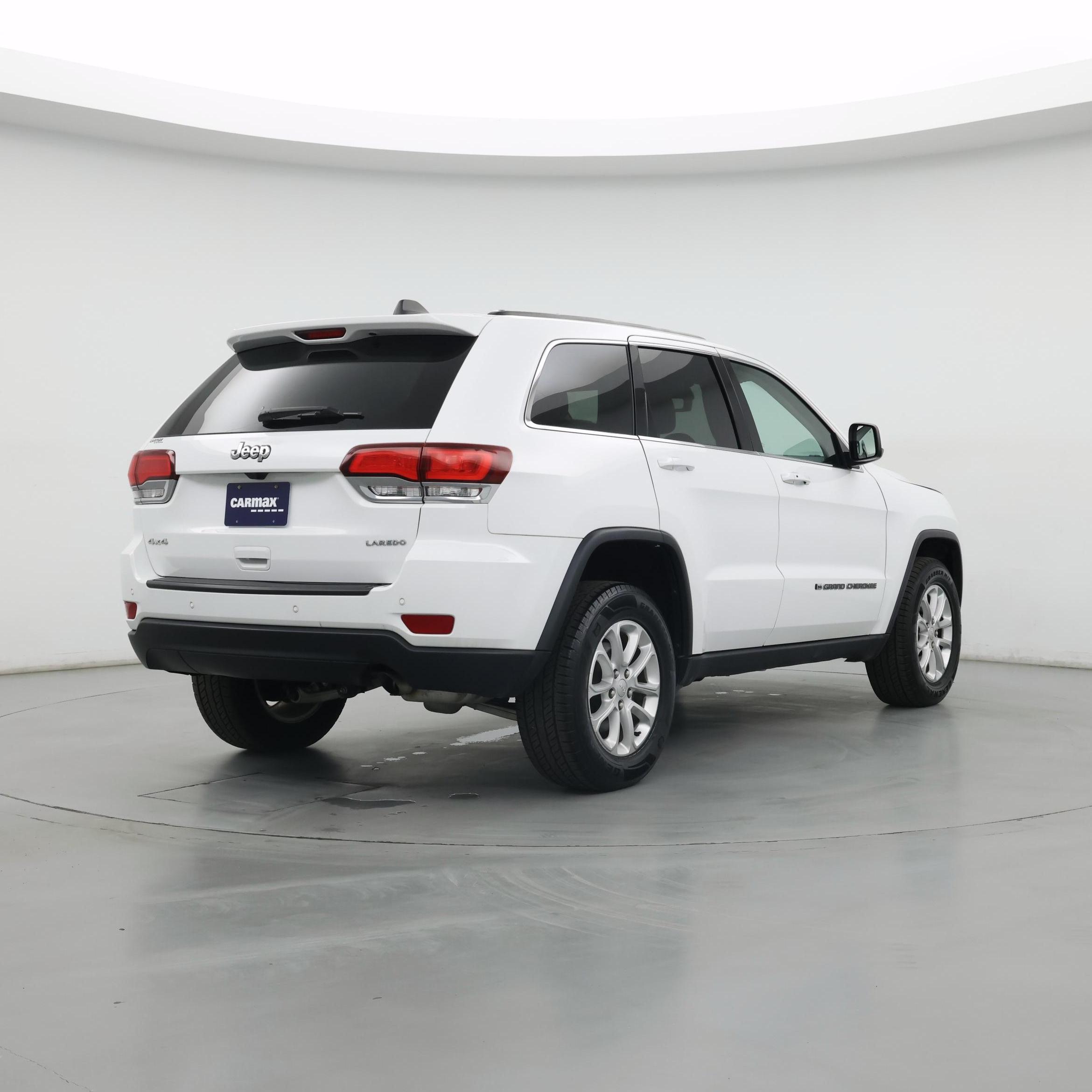 Thumbnail: 2022 Jeep Grand Cherokee - 8