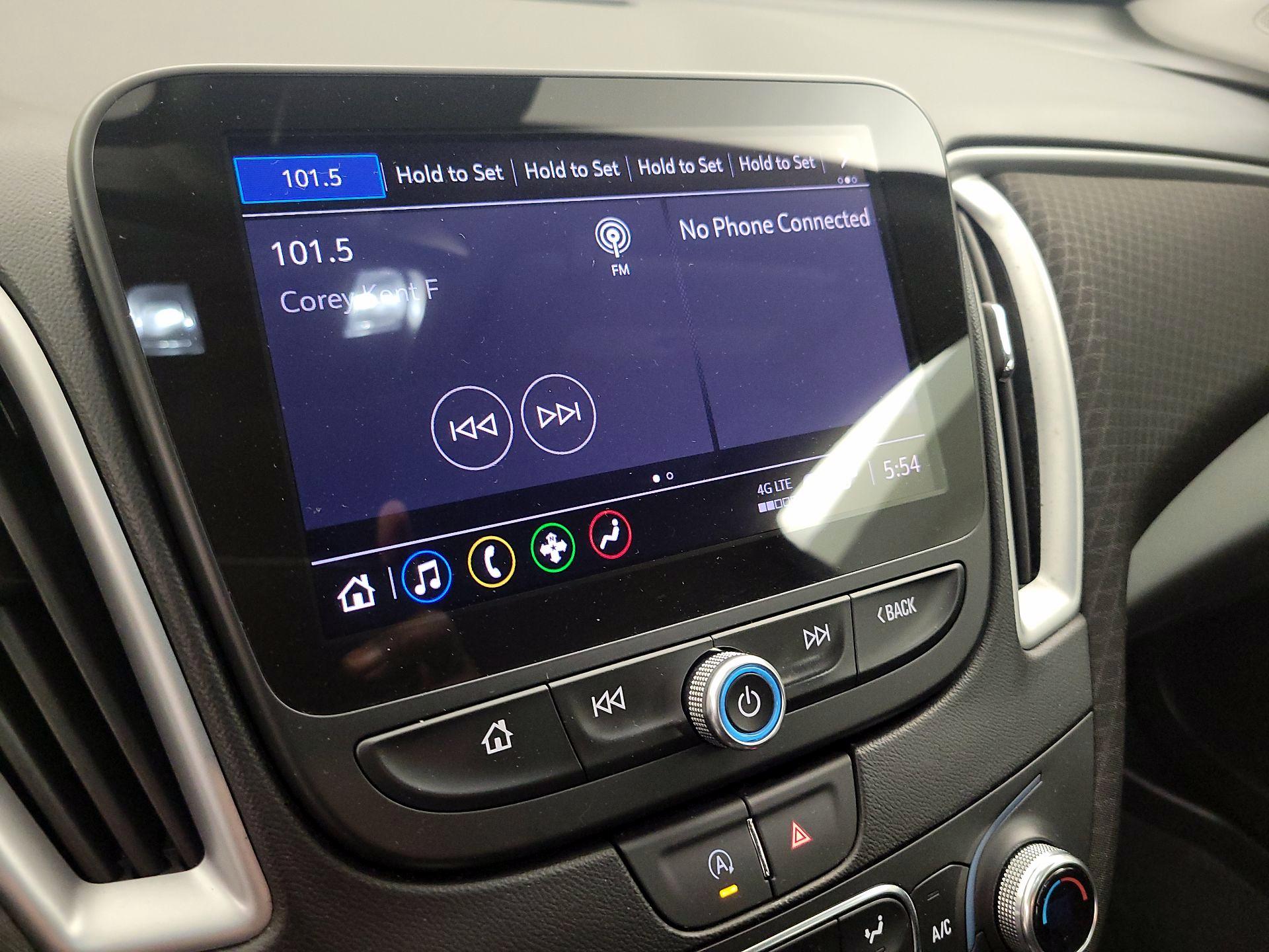 Thumbnail: 2024 Chevrolet Malibu - 15