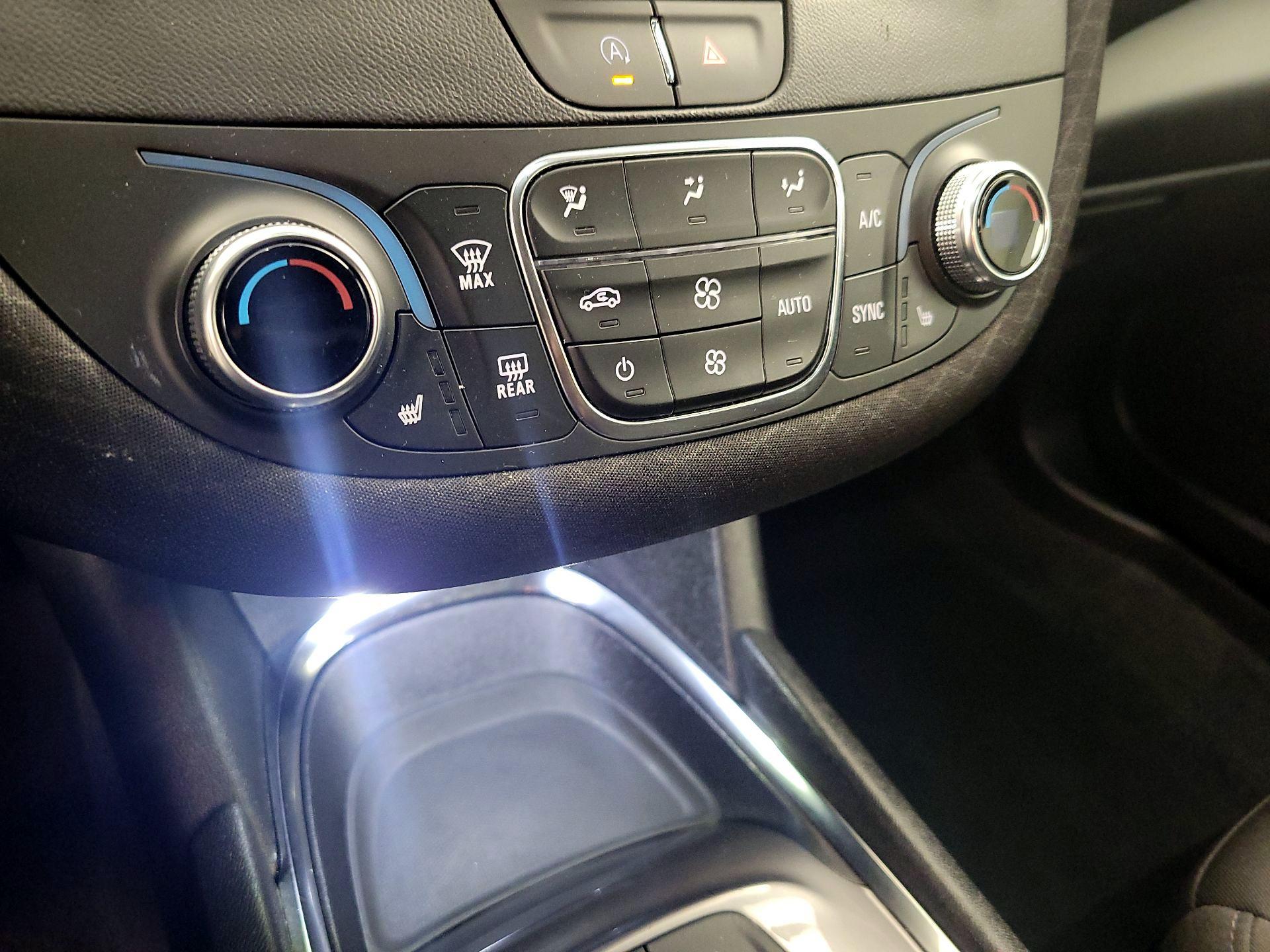 Thumbnail: 2024 Chevrolet Malibu - 16