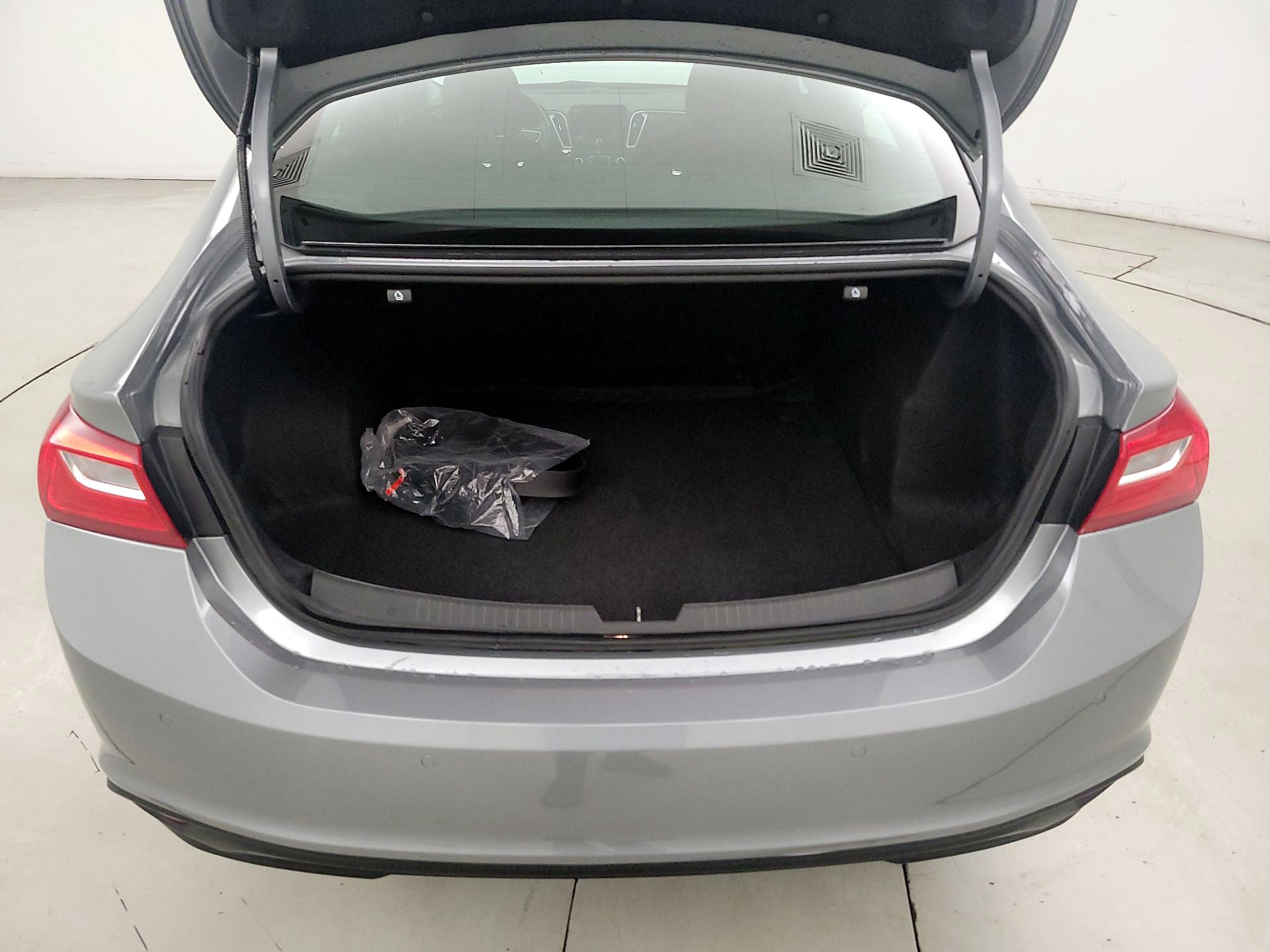 Thumbnail: 2024 Chevrolet Malibu - 20