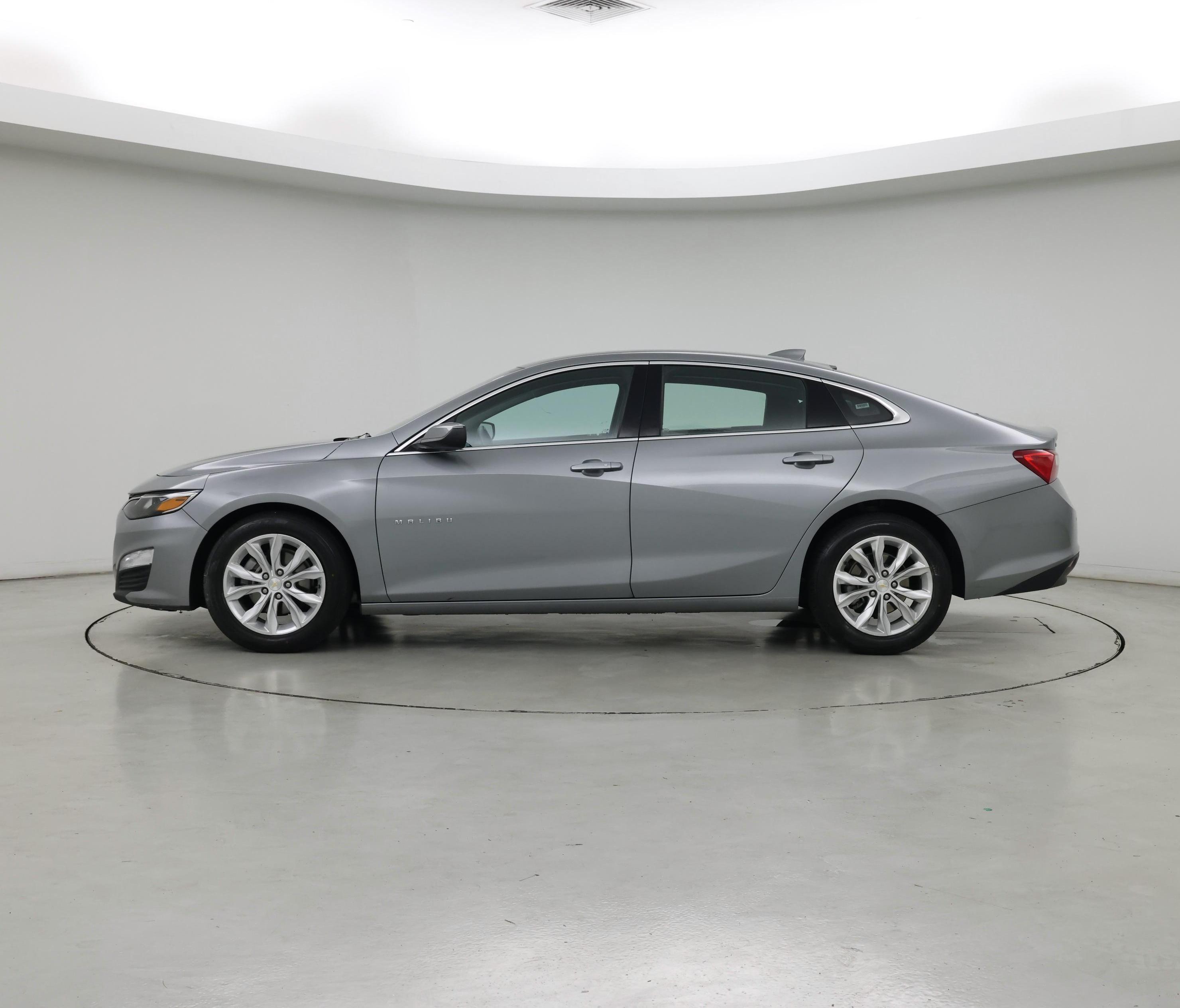 Thumbnail: 2024 Chevrolet Malibu - 3