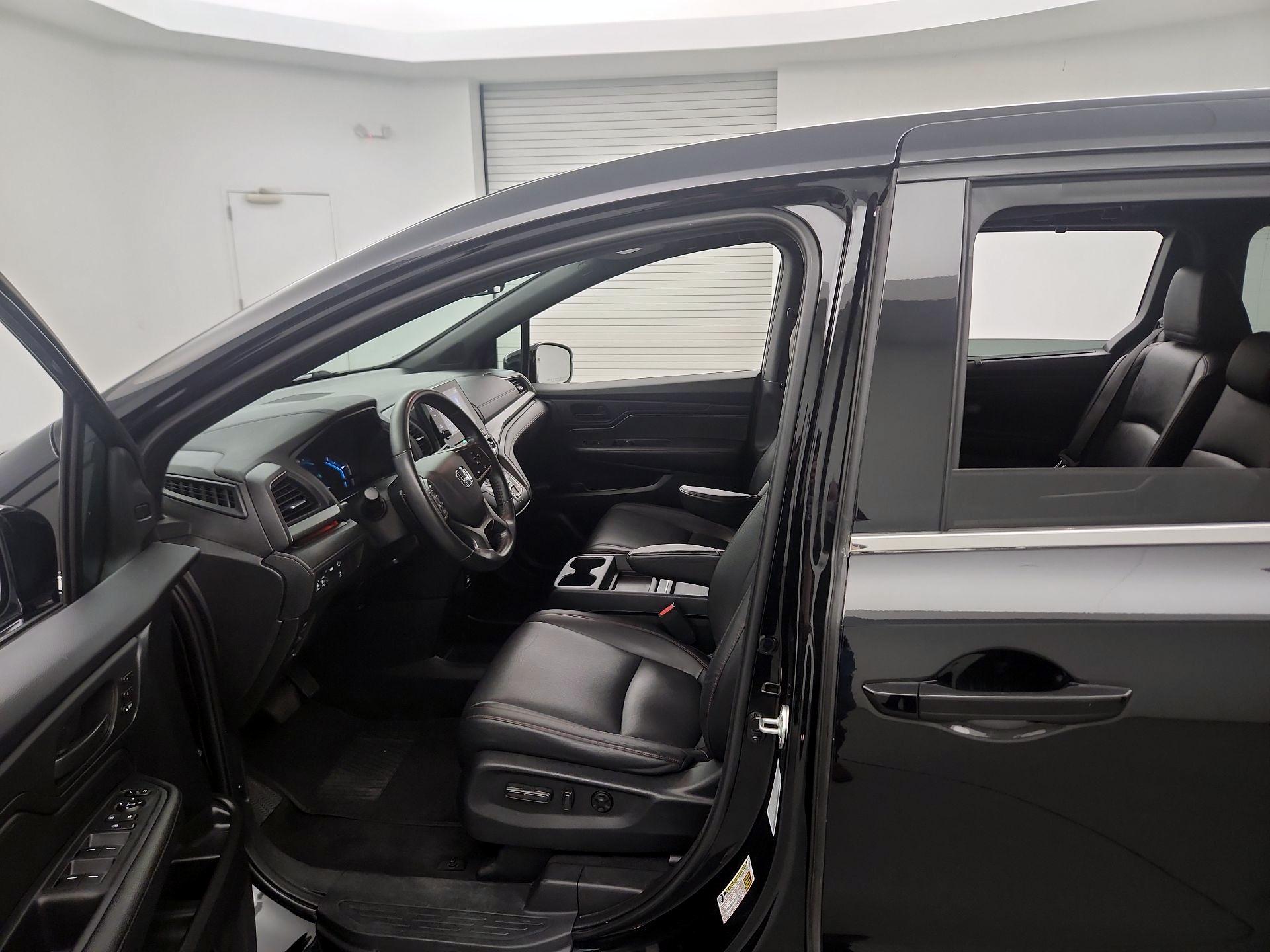 Thumbnail: 2023 Honda Odyssey - 11