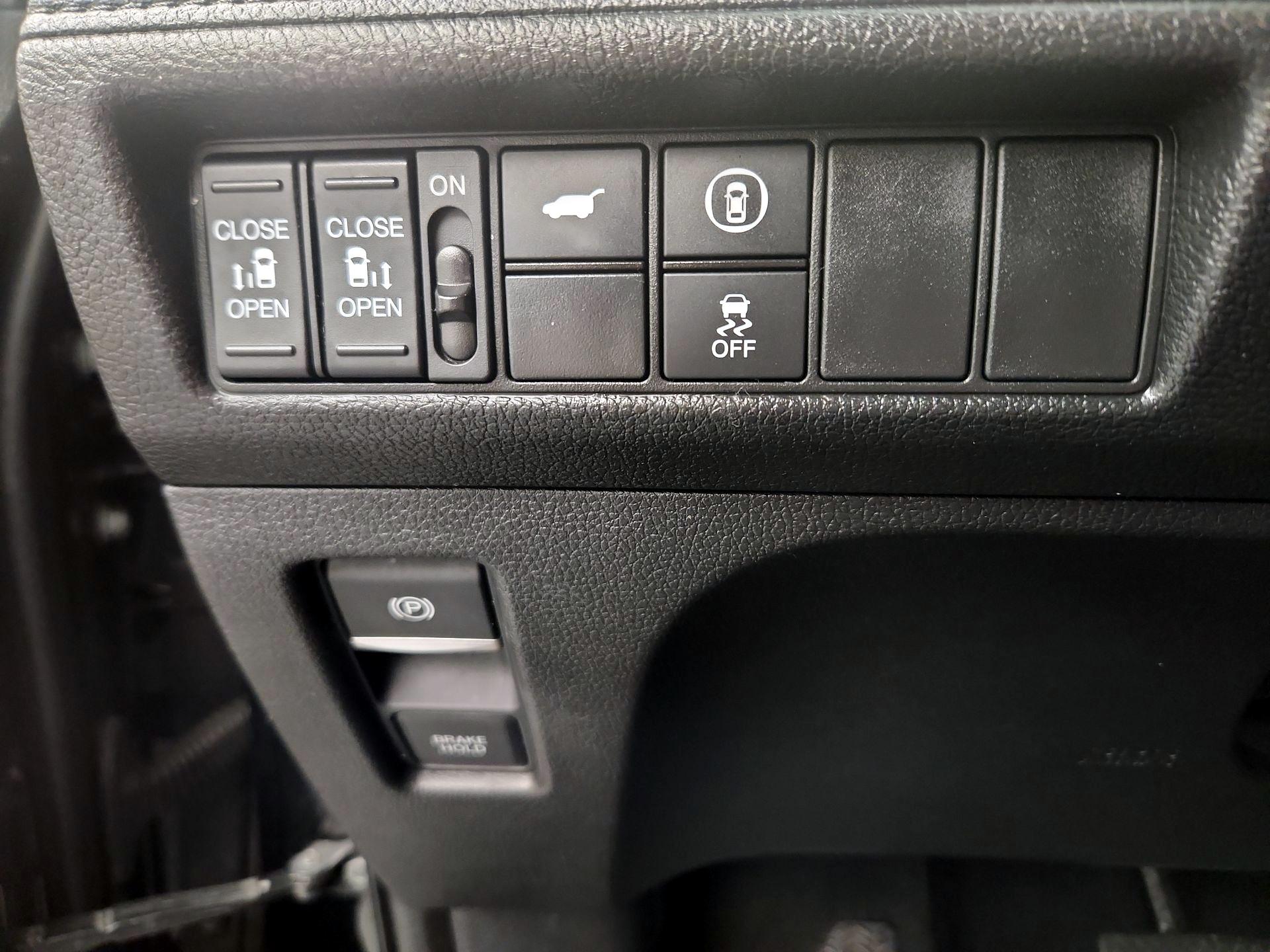 Thumbnail: 2023 Honda Odyssey - 13