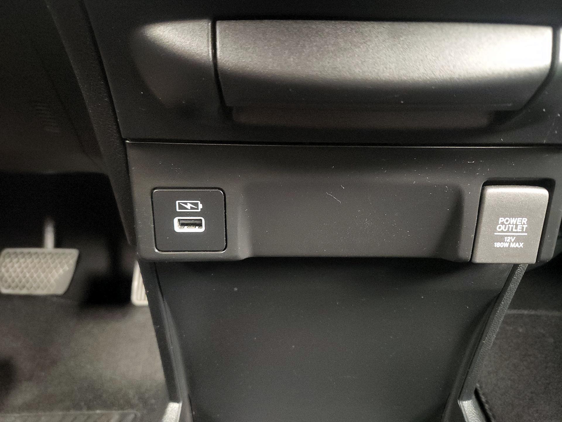 Thumbnail: 2023 Honda Odyssey - 18