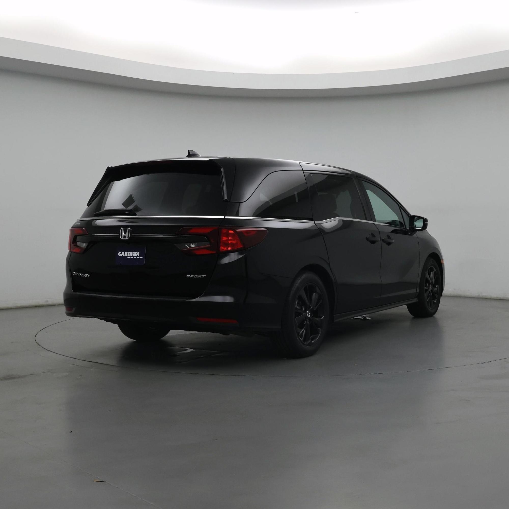 Thumbnail: 2023 Honda Odyssey - 8