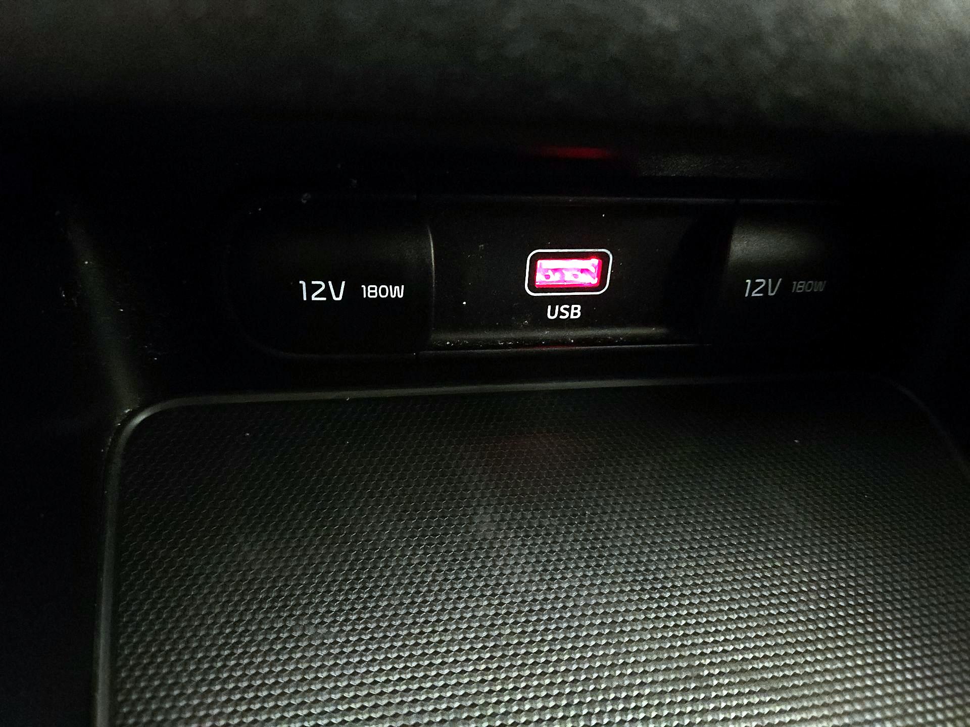 Thumbnail: 2023 Kia Forte - 18