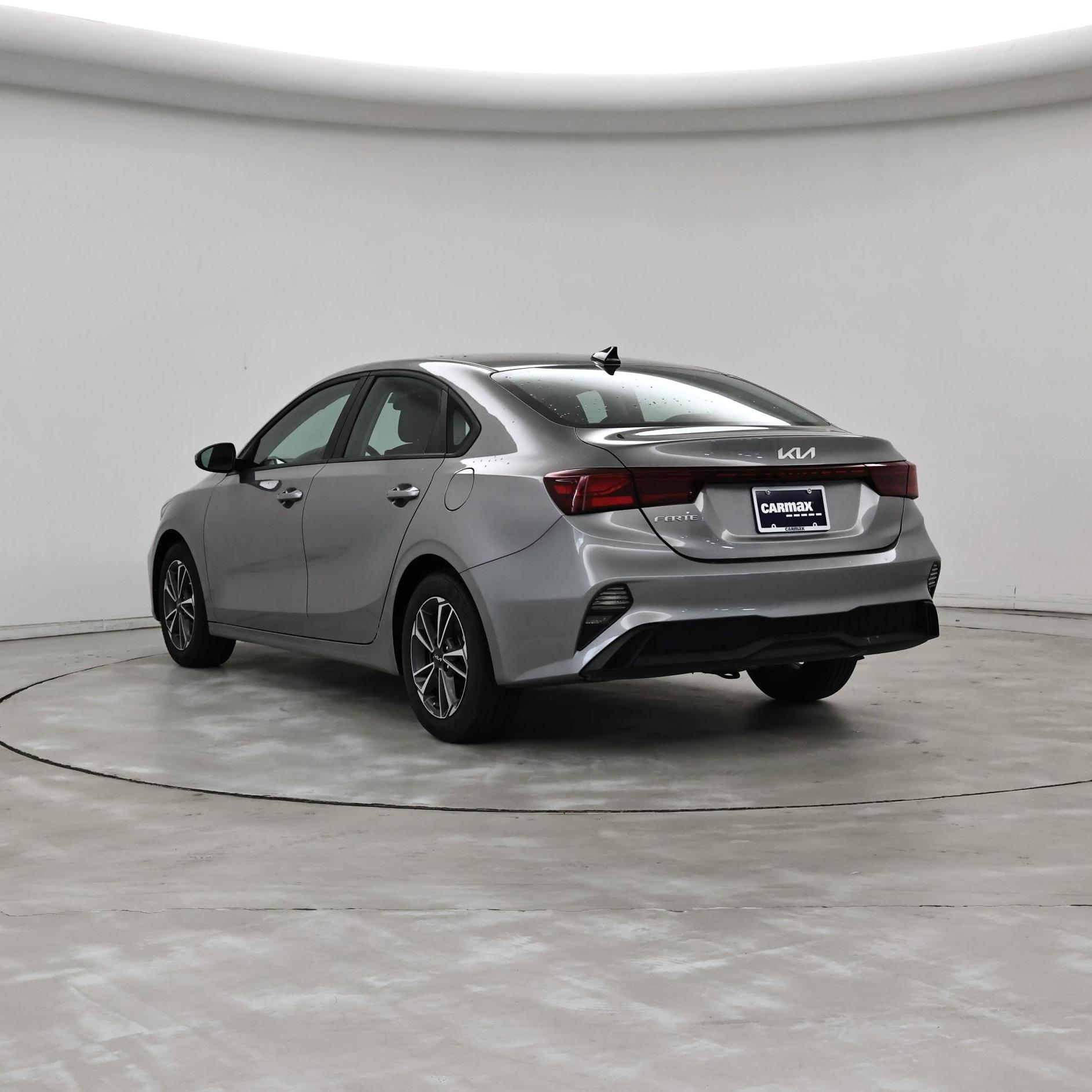 Thumbnail: 2023 Kia Forte - 2