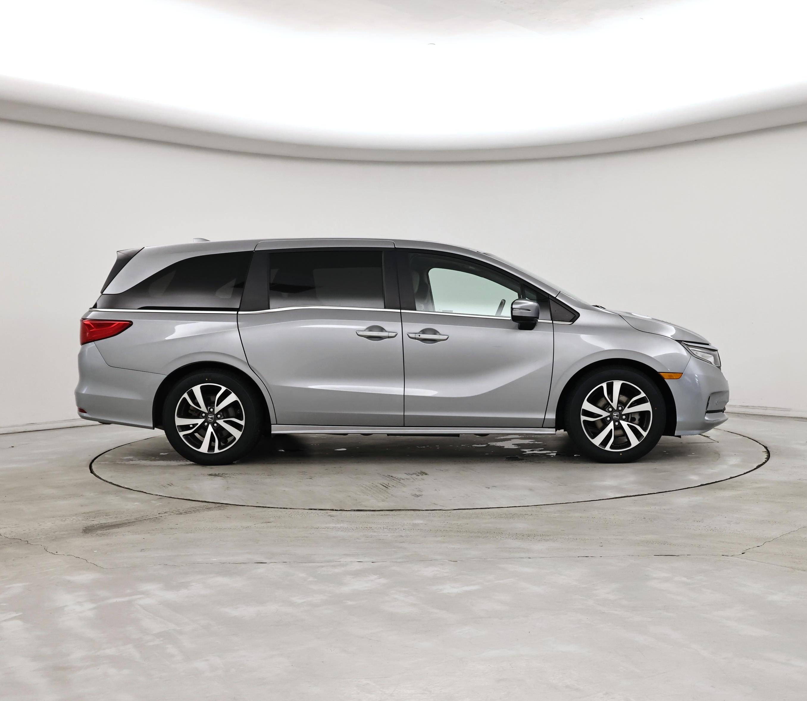 Thumbnail: 2023 Honda Odyssey - 7