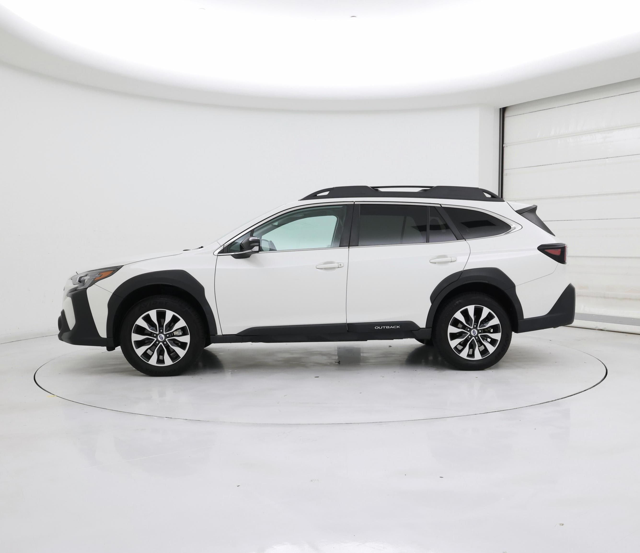 Thumbnail: 2023 Subaru Outback - 3