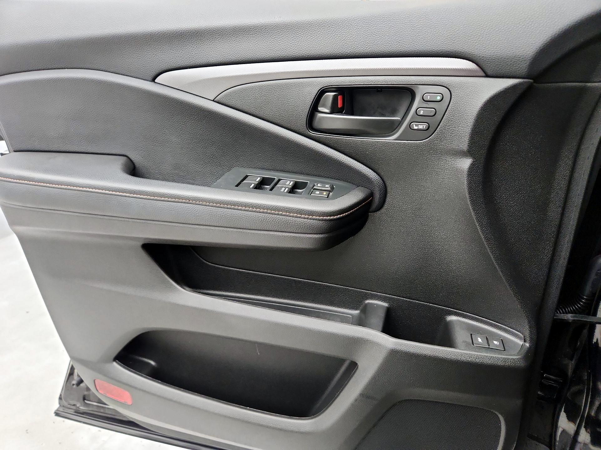 Thumbnail: 2022 Honda Pilot - 12