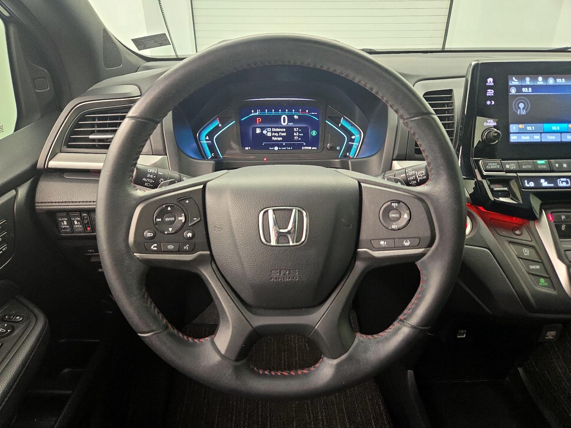 Thumbnail: 2023 Honda Odyssey - 10