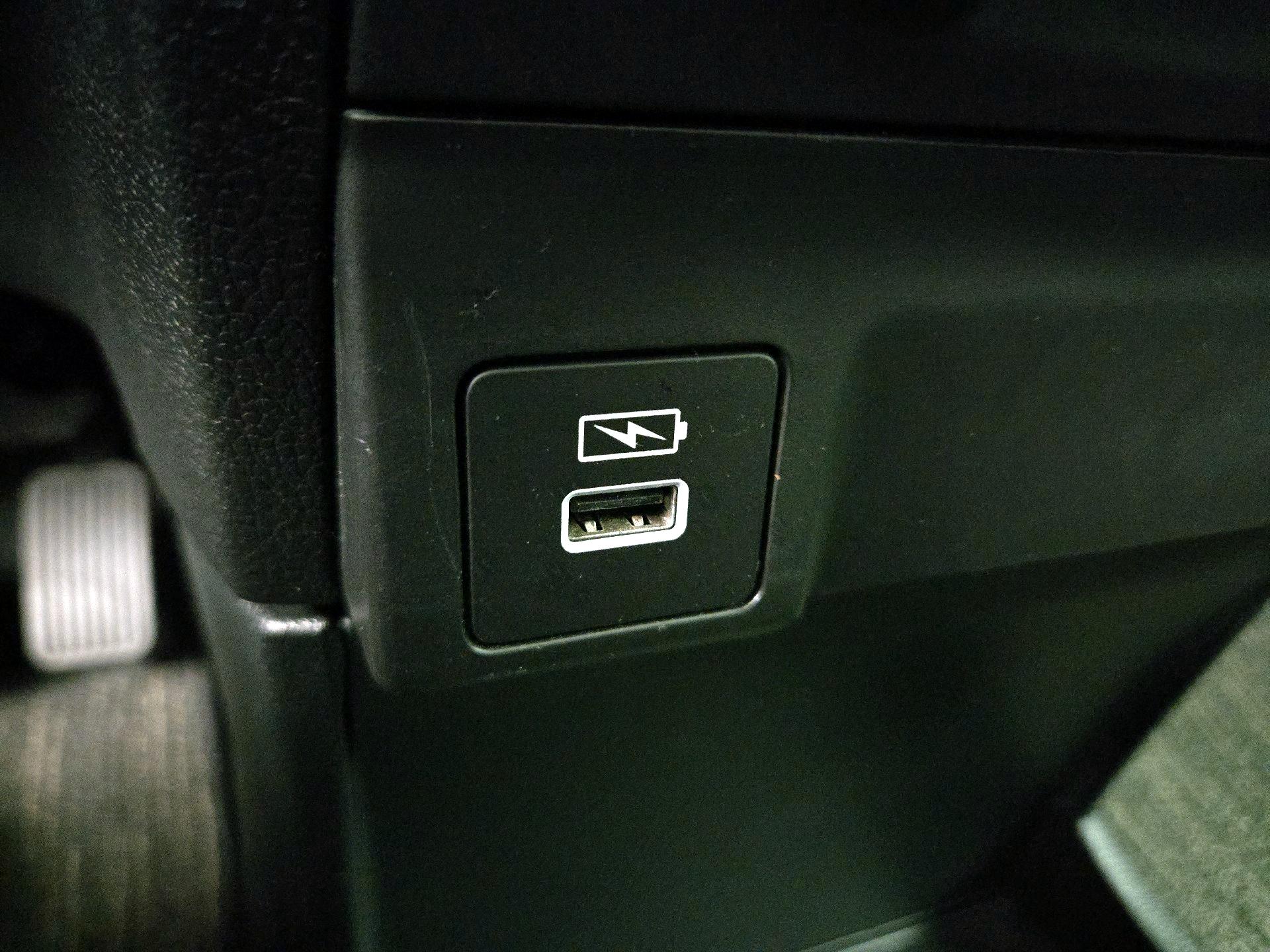 Thumbnail: 2023 Honda Odyssey - 18