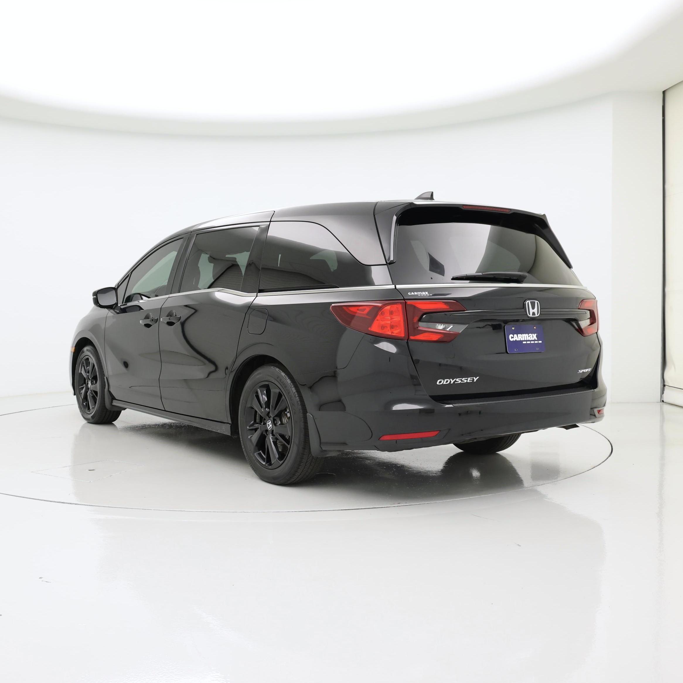 Thumbnail: 2023 Honda Odyssey - 2