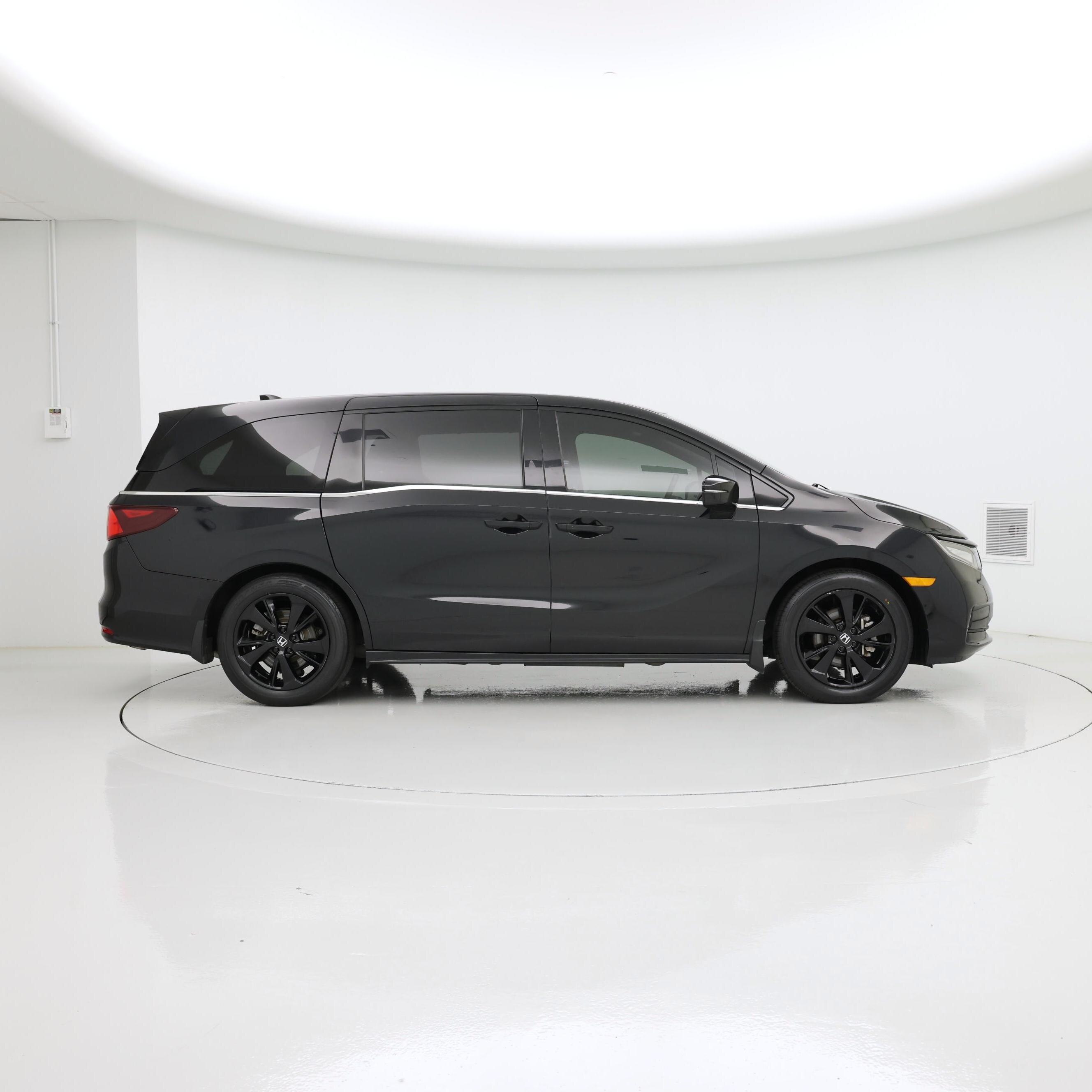 Thumbnail: 2023 Honda Odyssey - 7