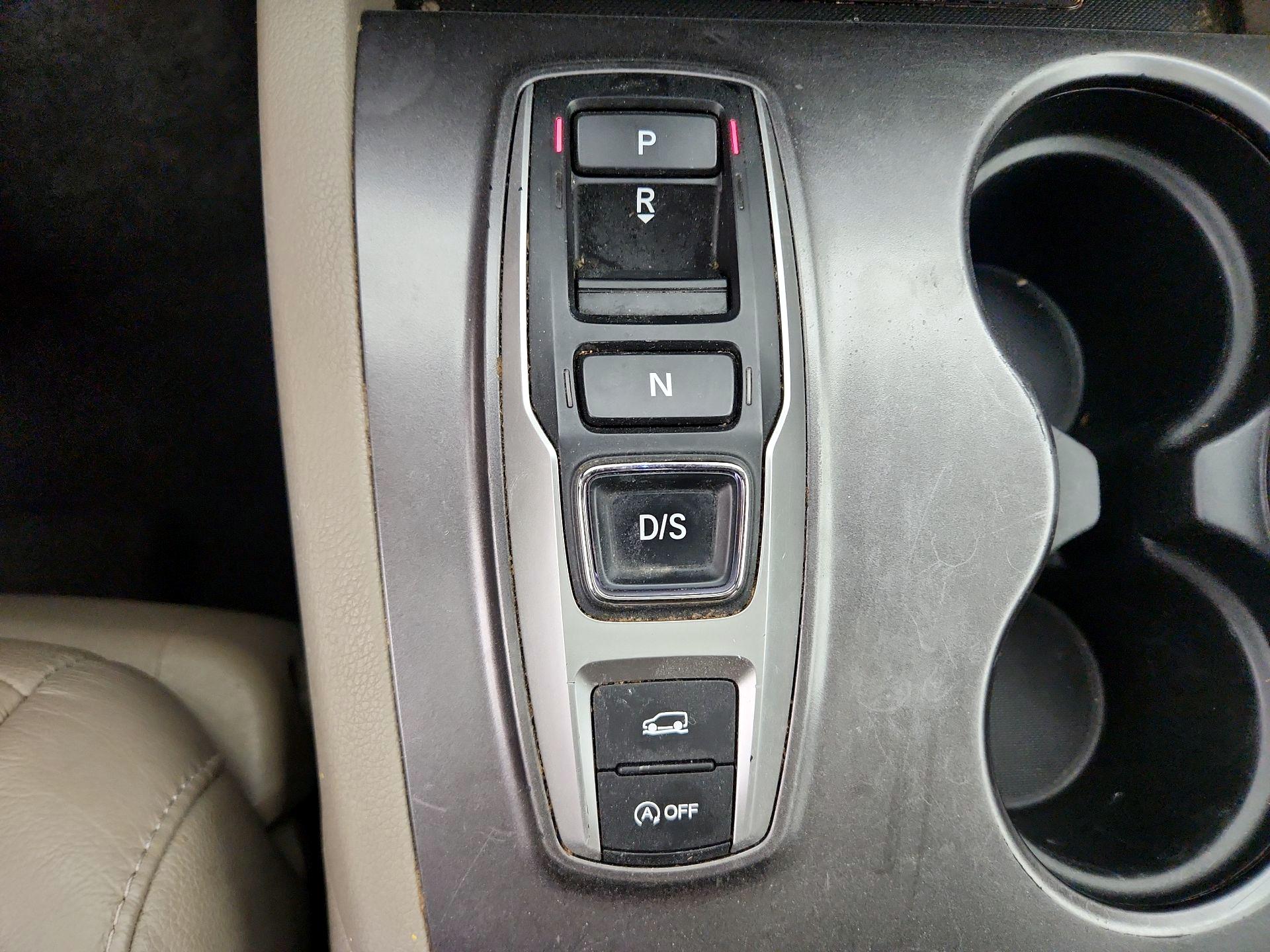 Thumbnail: 2022 Honda Pilot - 17