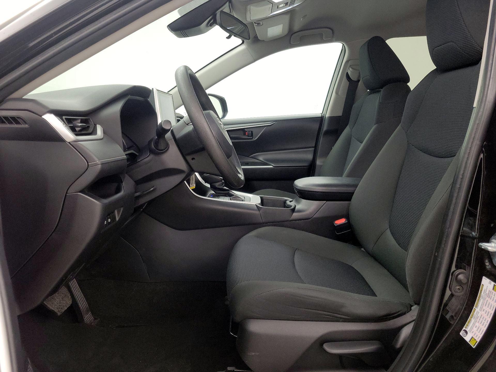 Thumbnail: 2024 Toyota RAV4 - 11