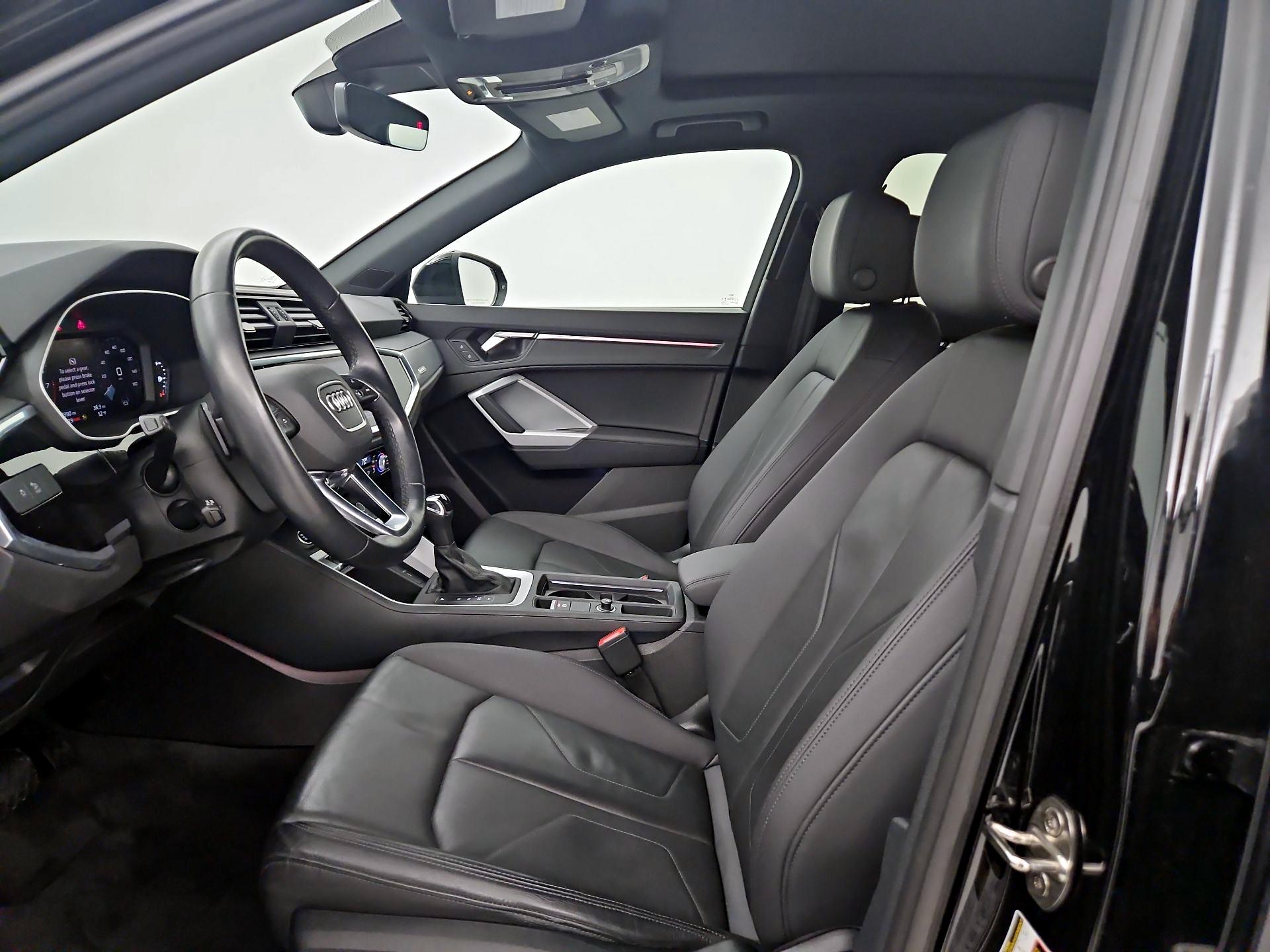 Thumbnail: 2022 Audi Q3 - 11