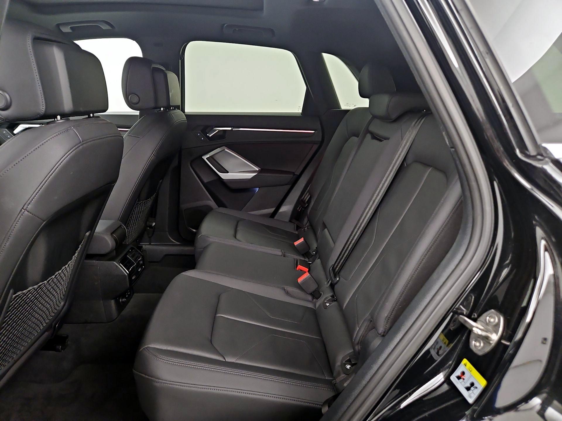 Thumbnail: 2022 Audi Q3 - 20