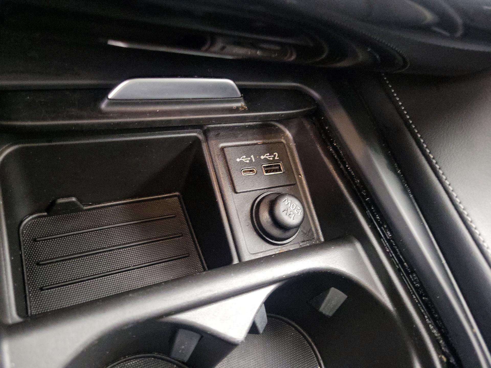 Thumbnail: 2023 INFINITI QX55 - 18