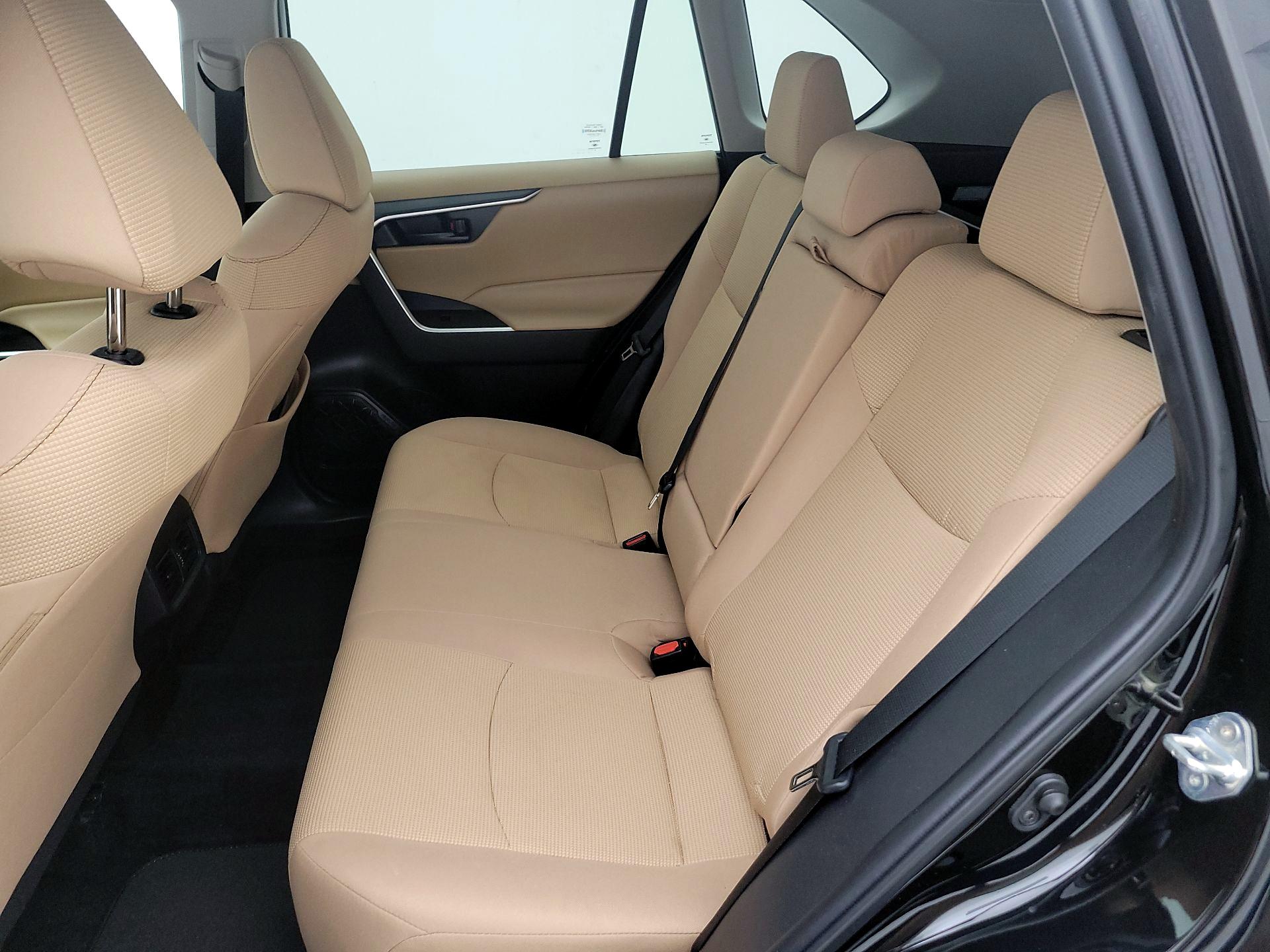 Thumbnail: 2023 Toyota RAV4 - 19