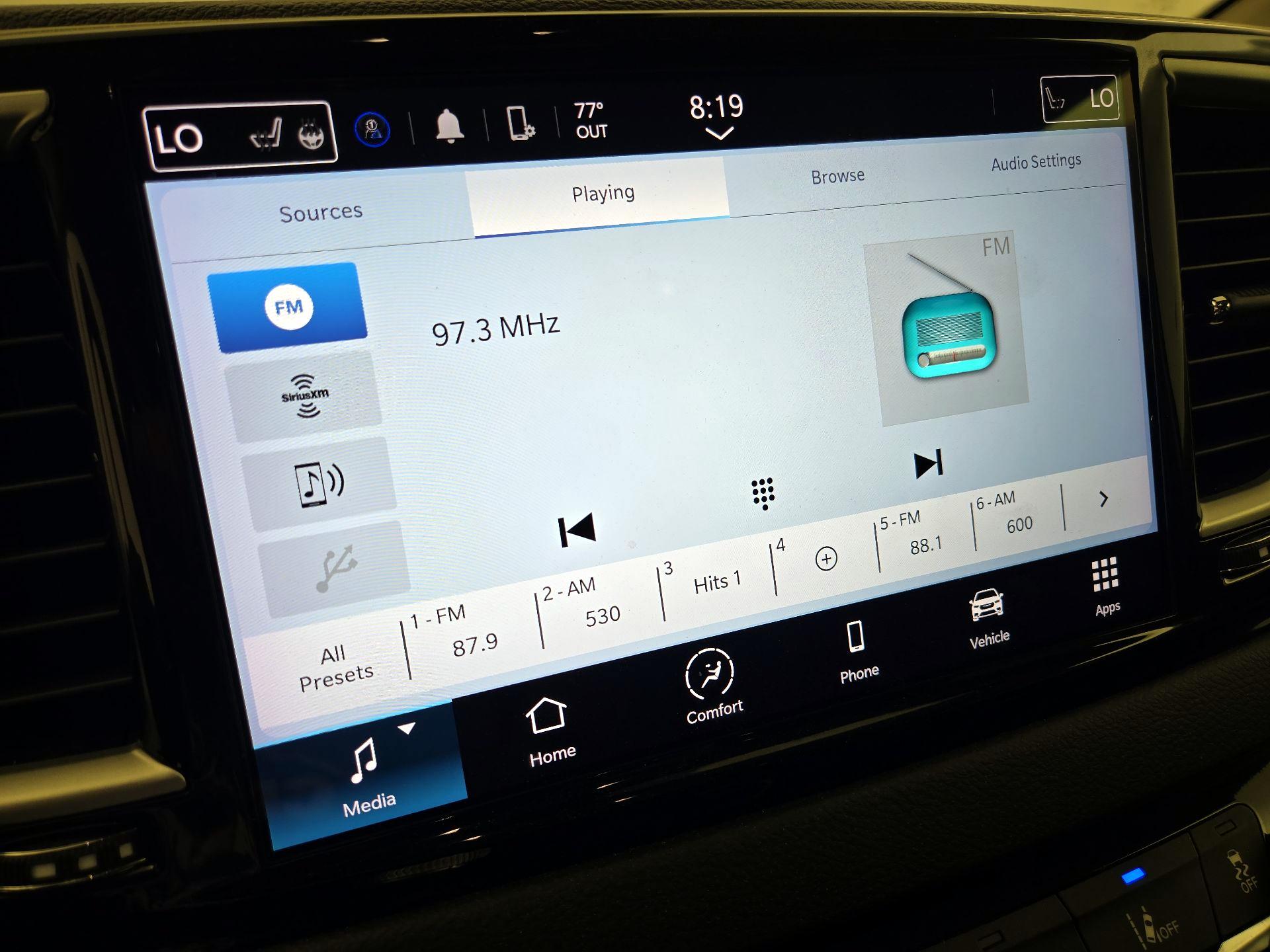 Thumbnail: 2023 Chrysler Pacifica - 15