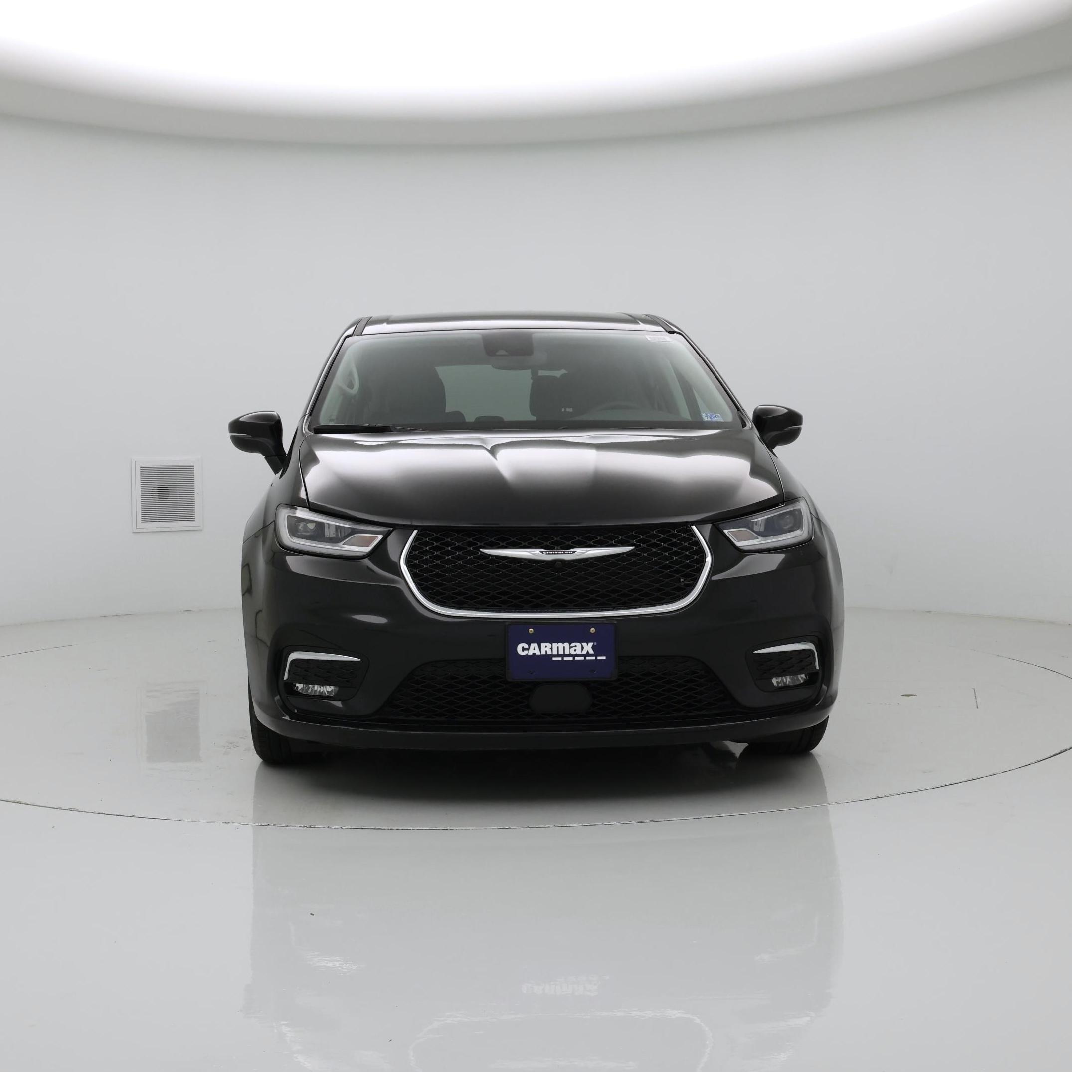 Thumbnail: 2023 Chrysler Pacifica - 5