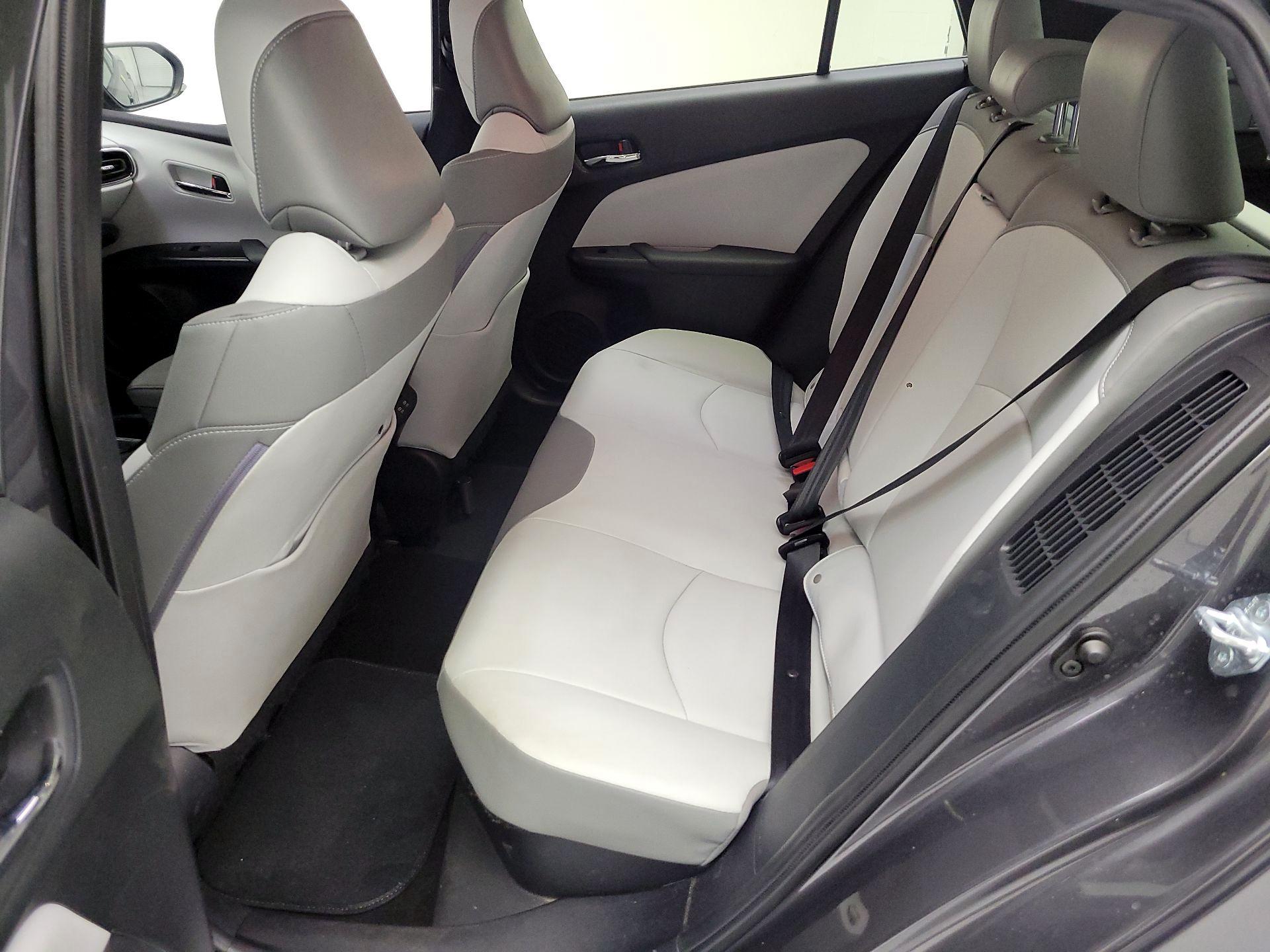 Thumbnail: 2022 Toyota Prius Prime - 20