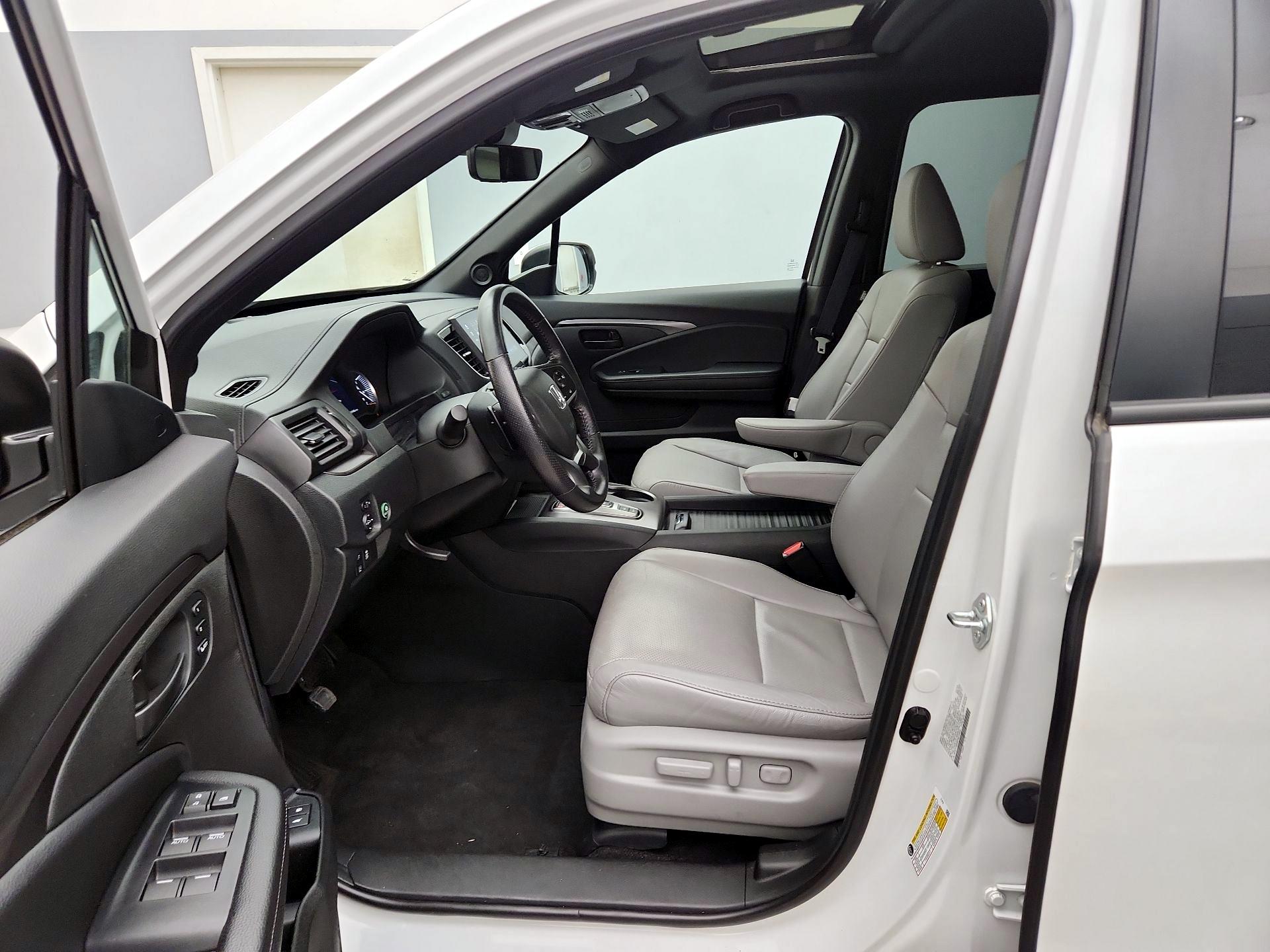 Thumbnail: 2023 Honda Passport - 11