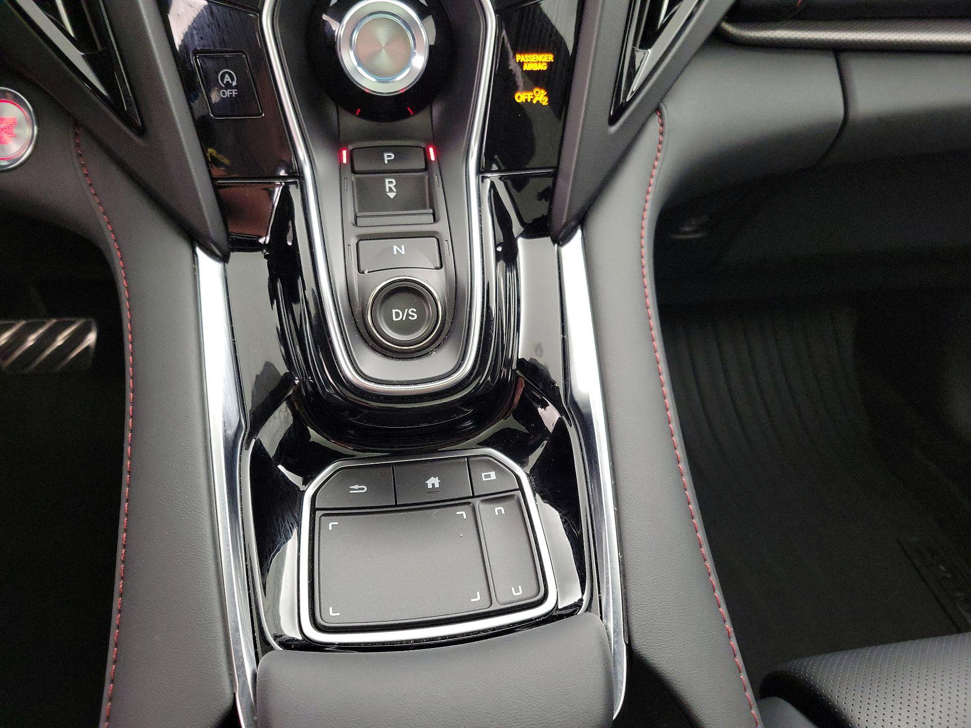 Thumbnail: 2022 Acura RDX - 18