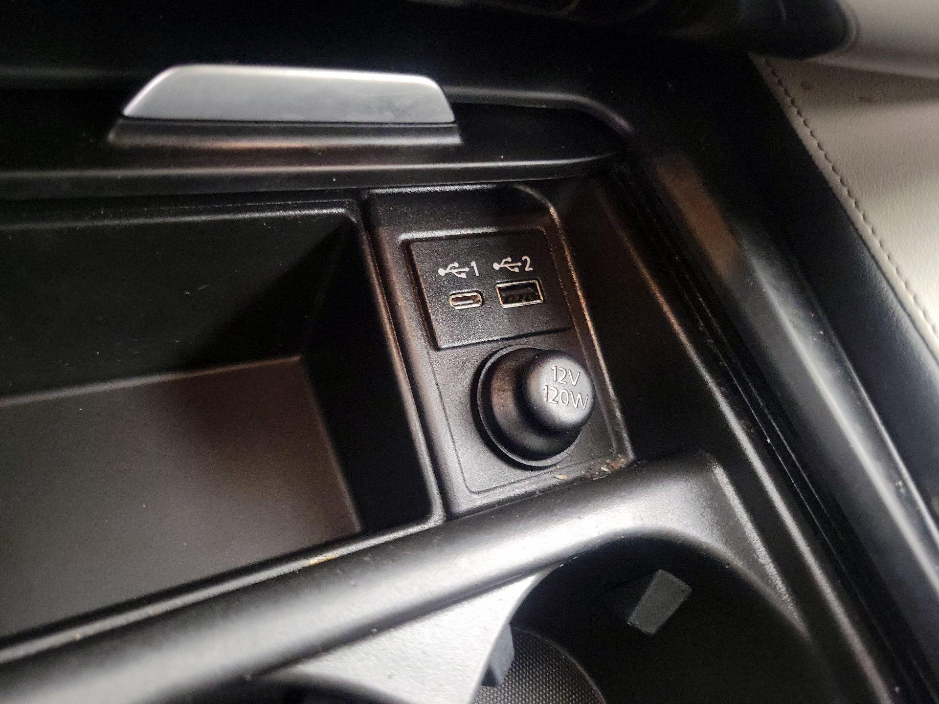 Thumbnail: 2022 INFINITI QX55 - 19