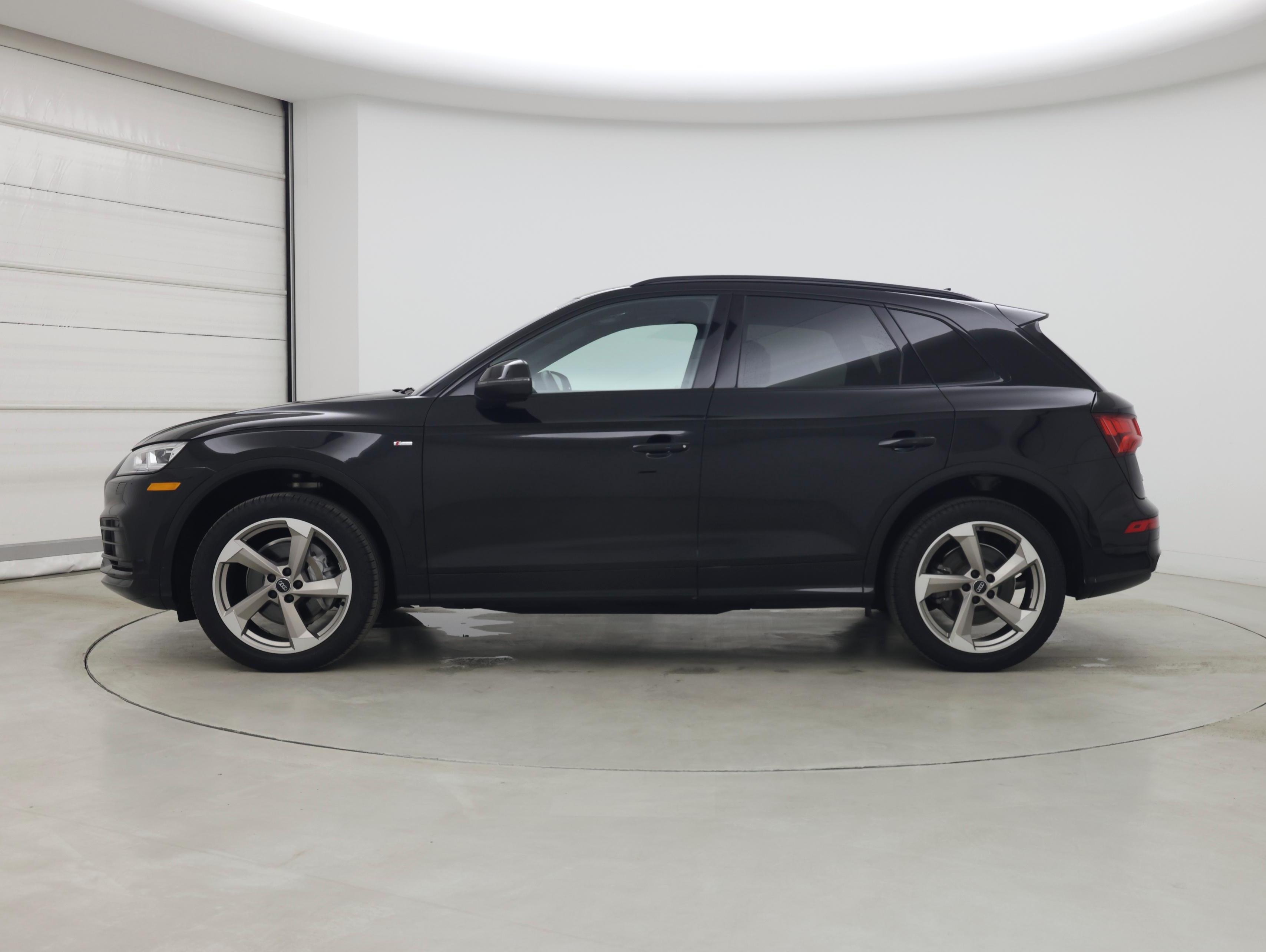 Thumbnail: 2020 Audi Q5 - 3