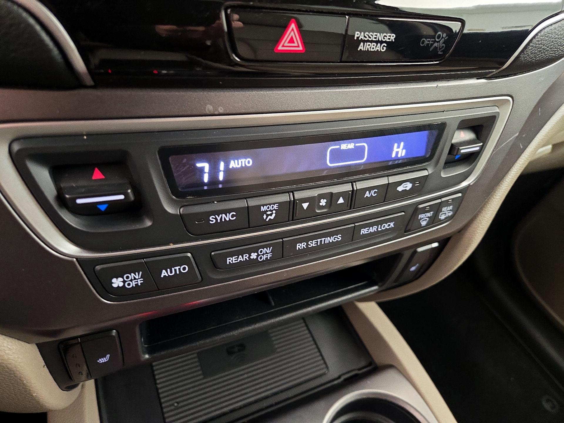 Thumbnail: 2022 Honda Pilot - 16