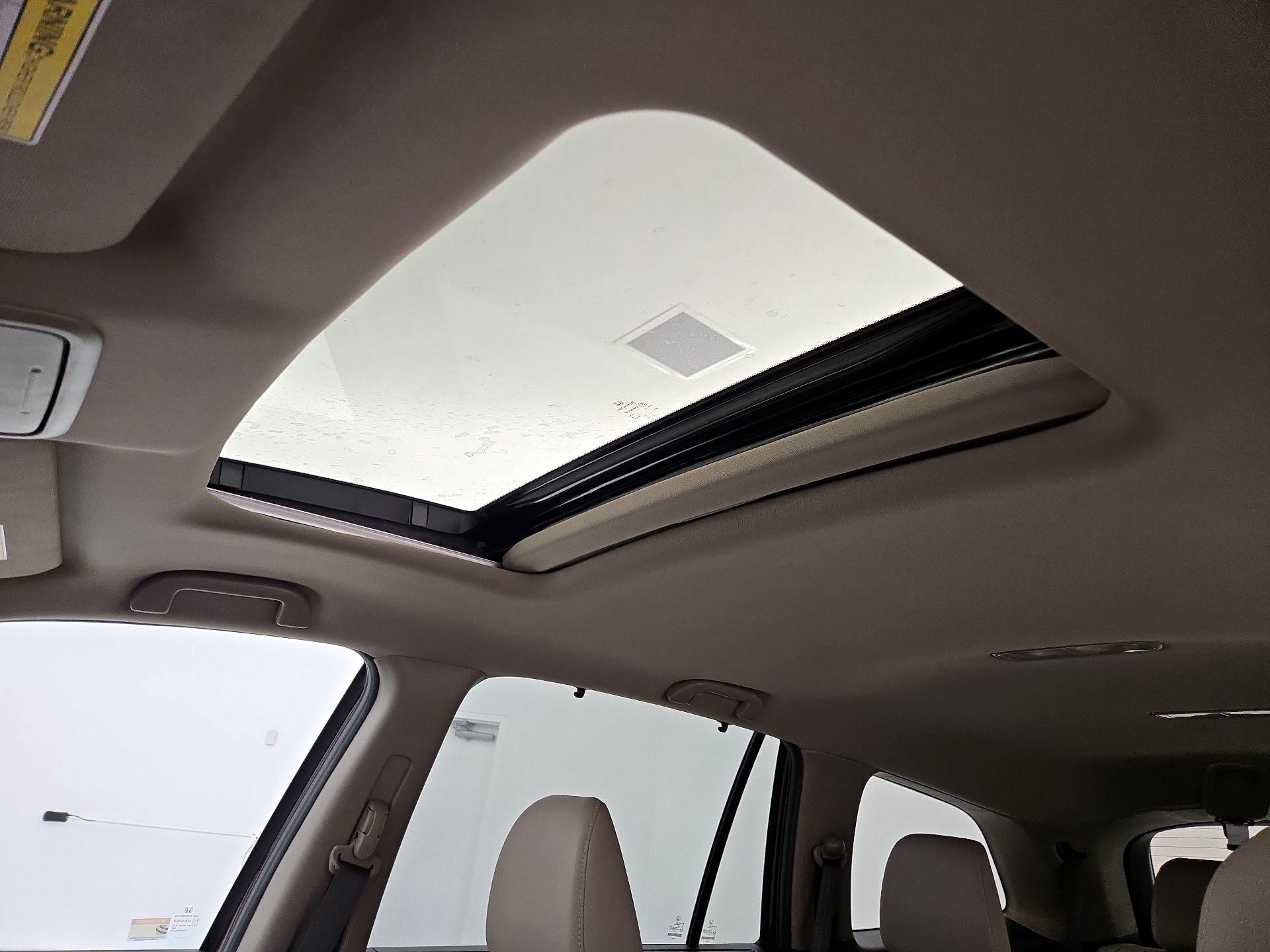 Thumbnail: 2022 Honda Pilot - 19