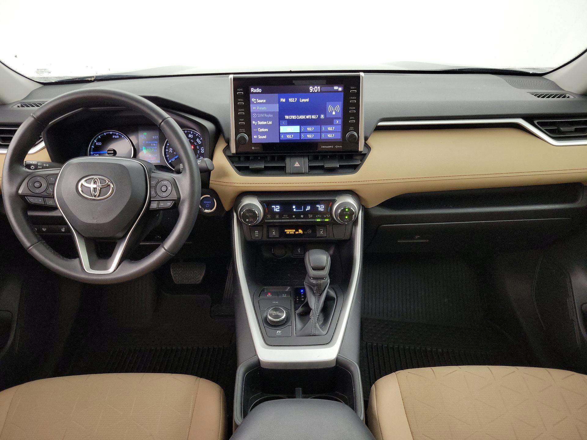 Thumbnail: 2022 Toyota RAV4 - 9