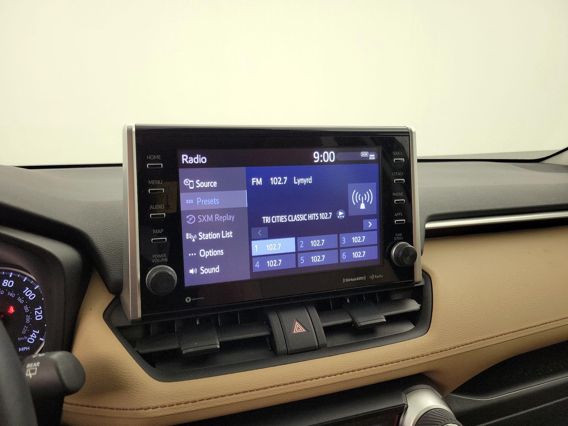 Thumbnail: 2022 Toyota RAV4 - 15