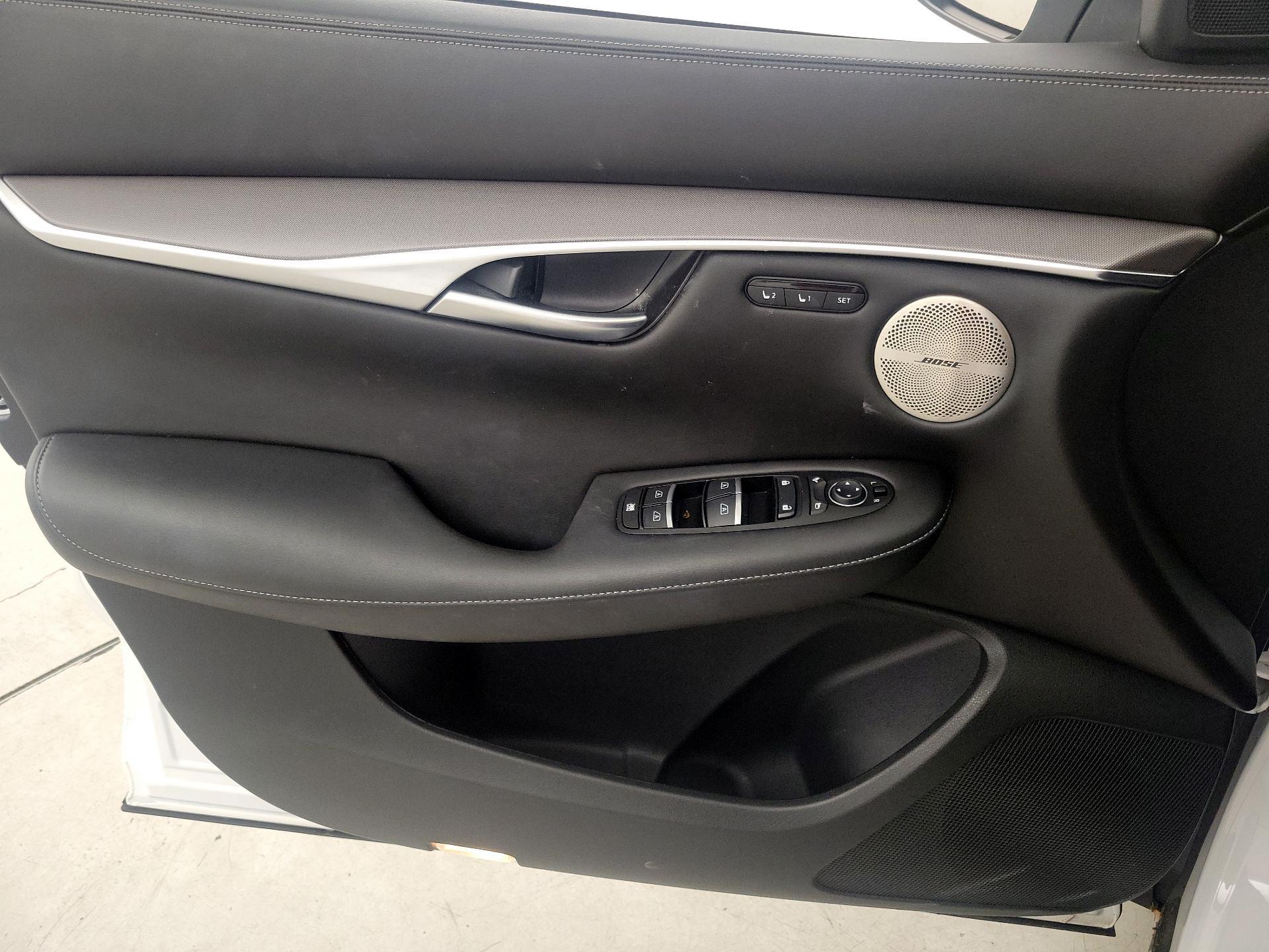 Thumbnail: 2023 INFINITI QX50 - 12