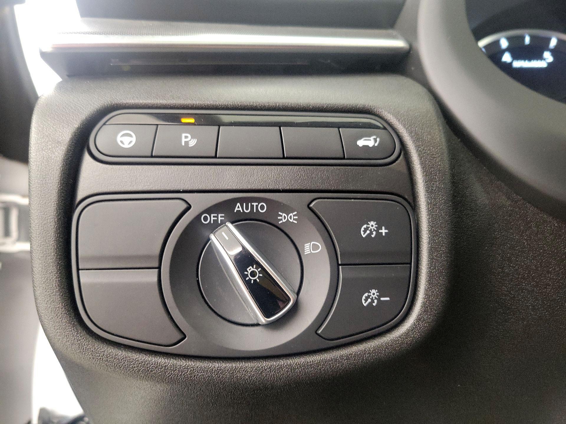 Thumbnail: 2023 INFINITI QX50 - 13