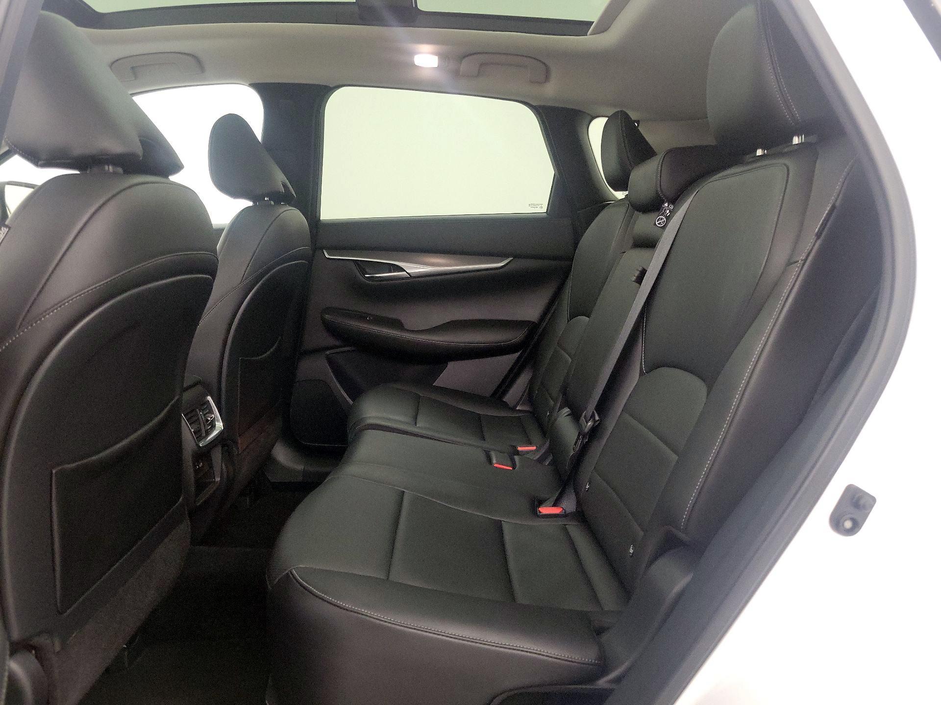 Thumbnail: 2023 INFINITI QX50 - 20