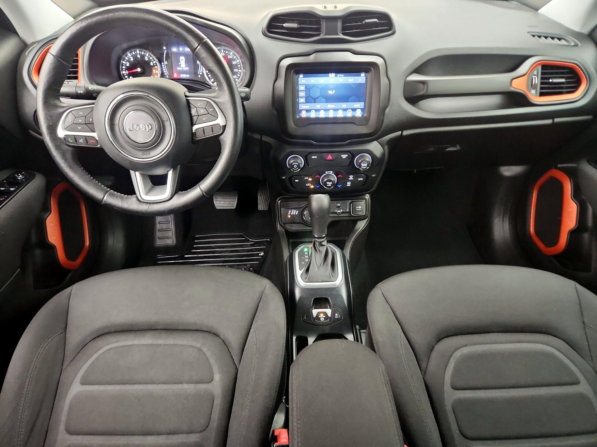 Thumbnail: 2020 Jeep Renegade - 9