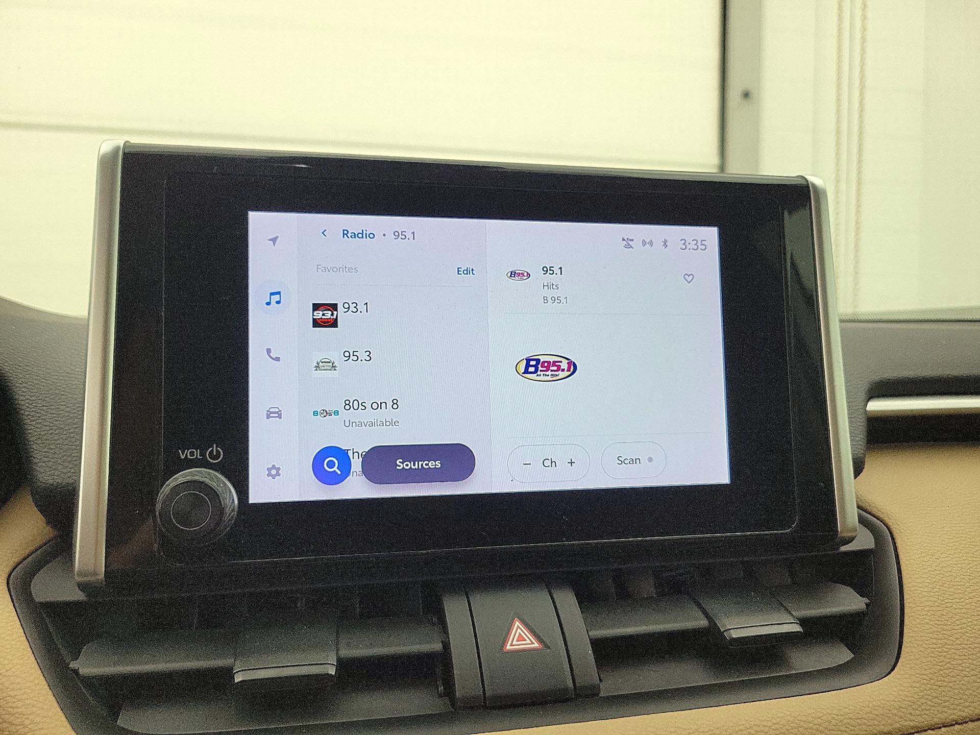 Thumbnail: 2023 Toyota RAV4 - 15