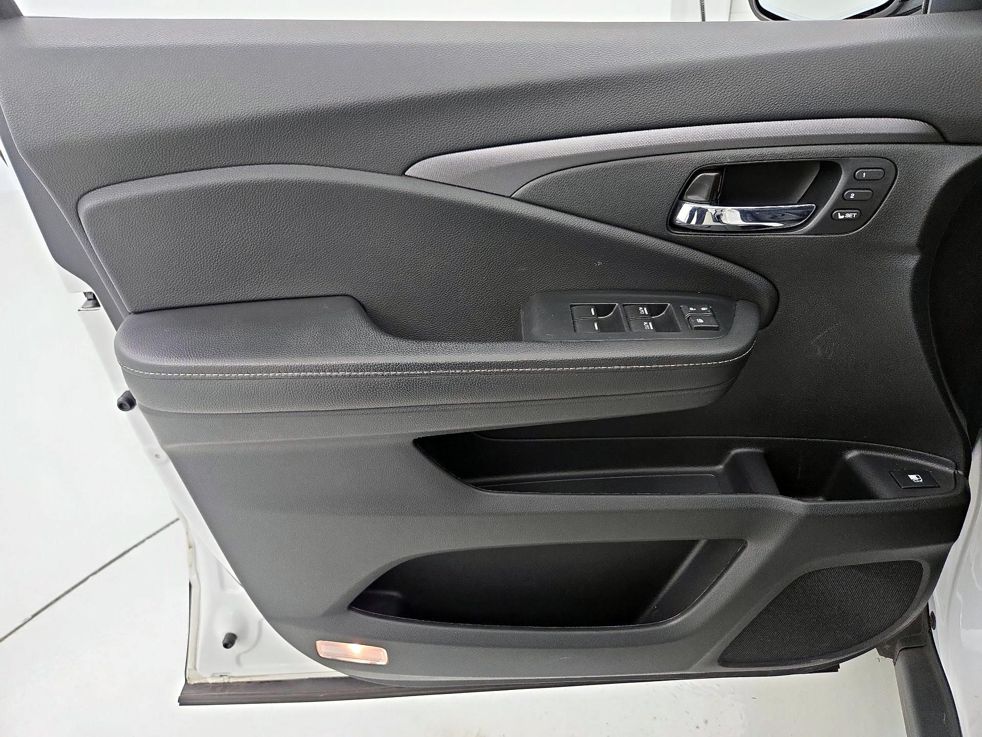 Thumbnail: 2023 Honda Ridgeline - 12